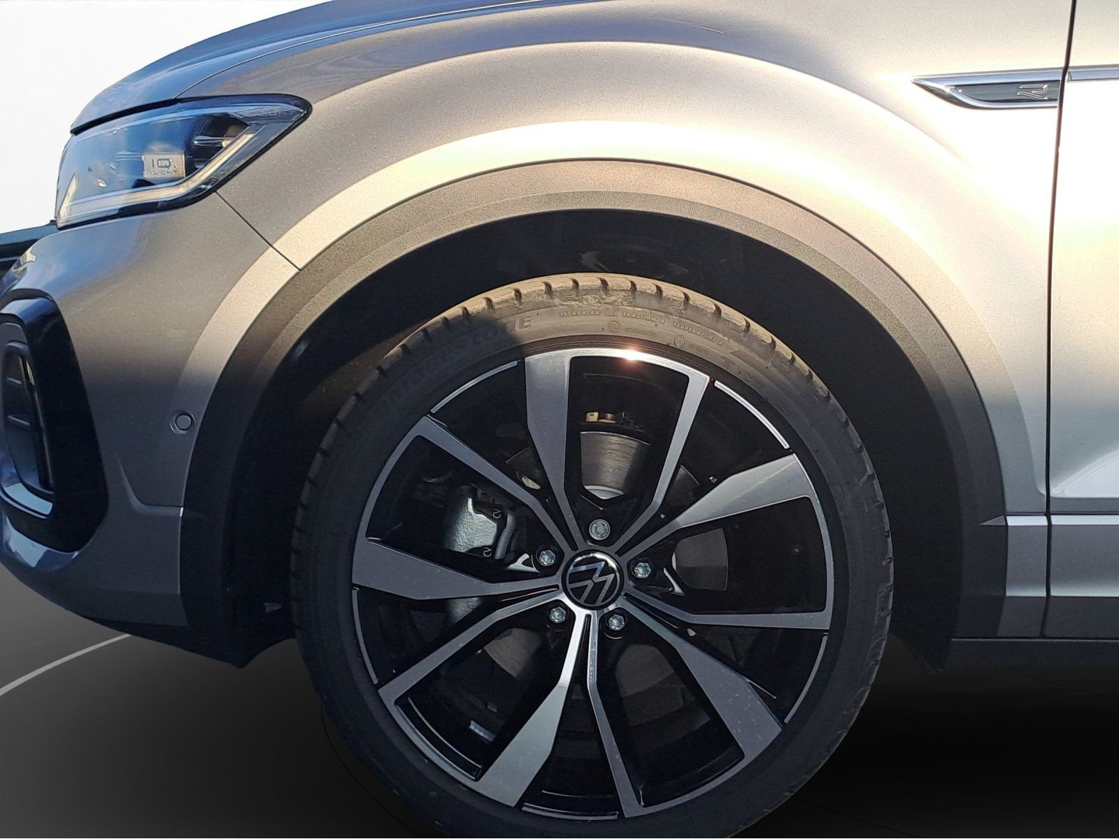 Volkswagen - T-Roc_7