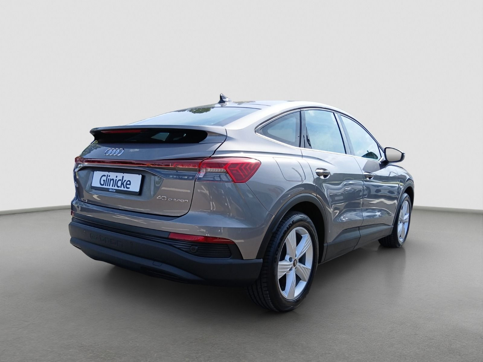 Audi - Q4 Sportback e-tron_6