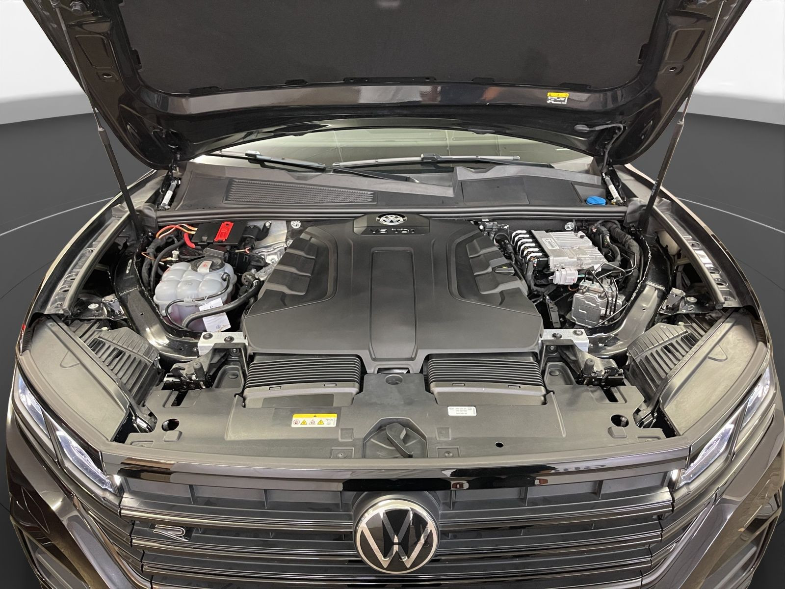 Volkswagen - Touareg_23