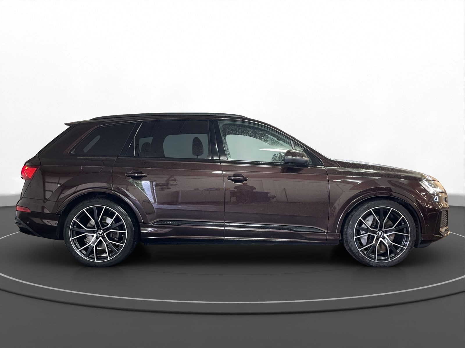 Audi - Q7_7