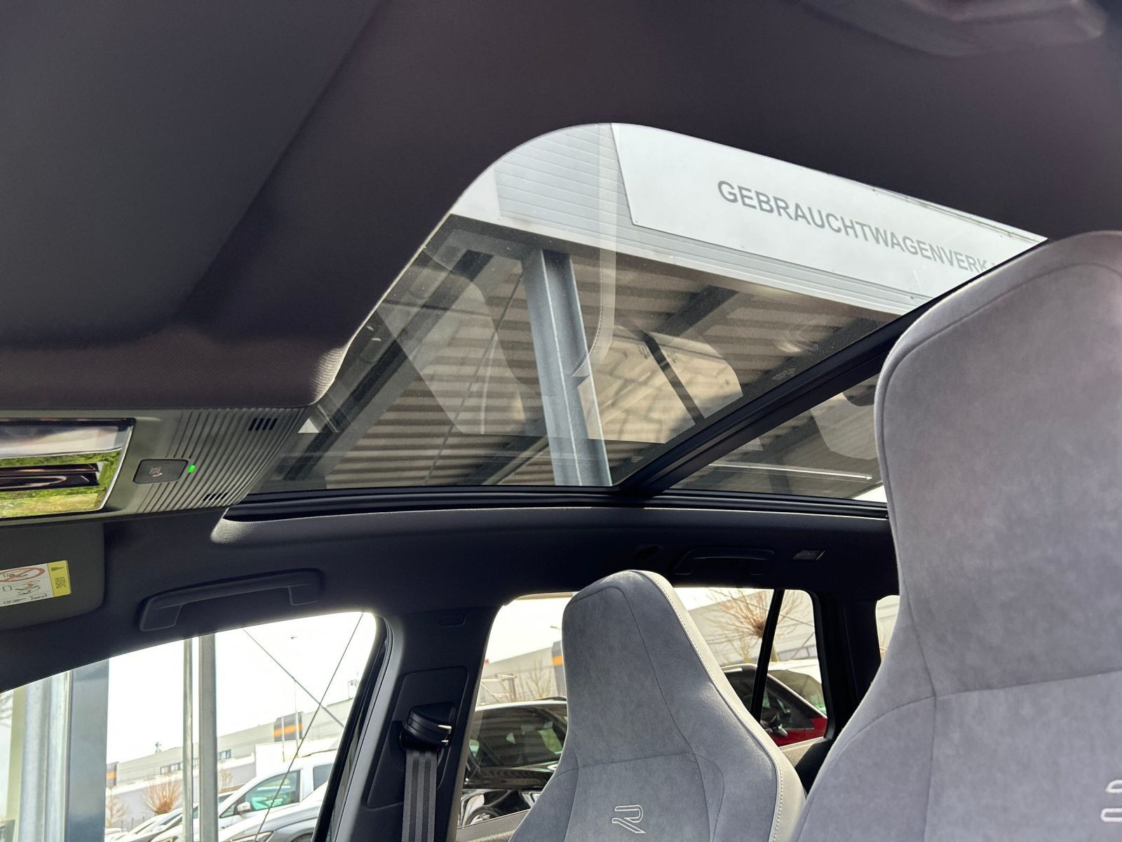 Volkswagen - Golf Variant_15