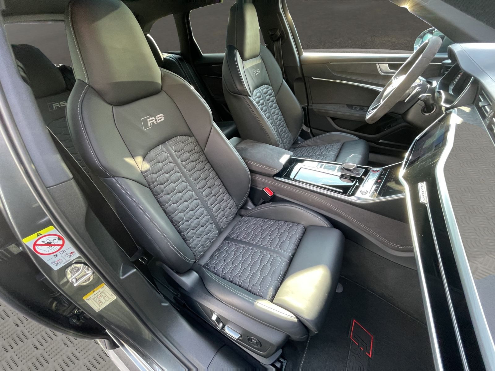 Audi - RS 6 Avant_19