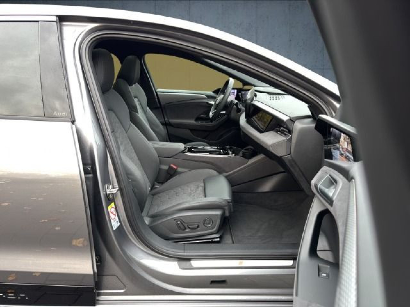 Audi - A6 Avant e-tron_15