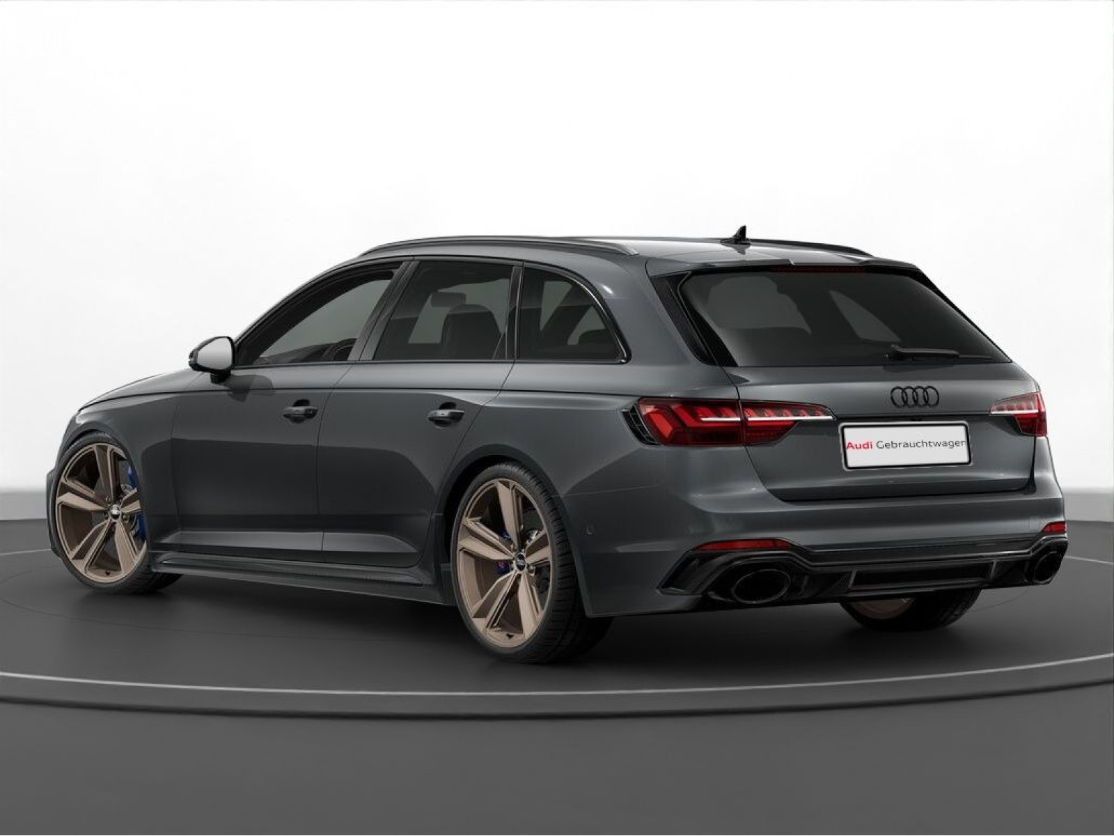 Audi - RS 4 Avant_2