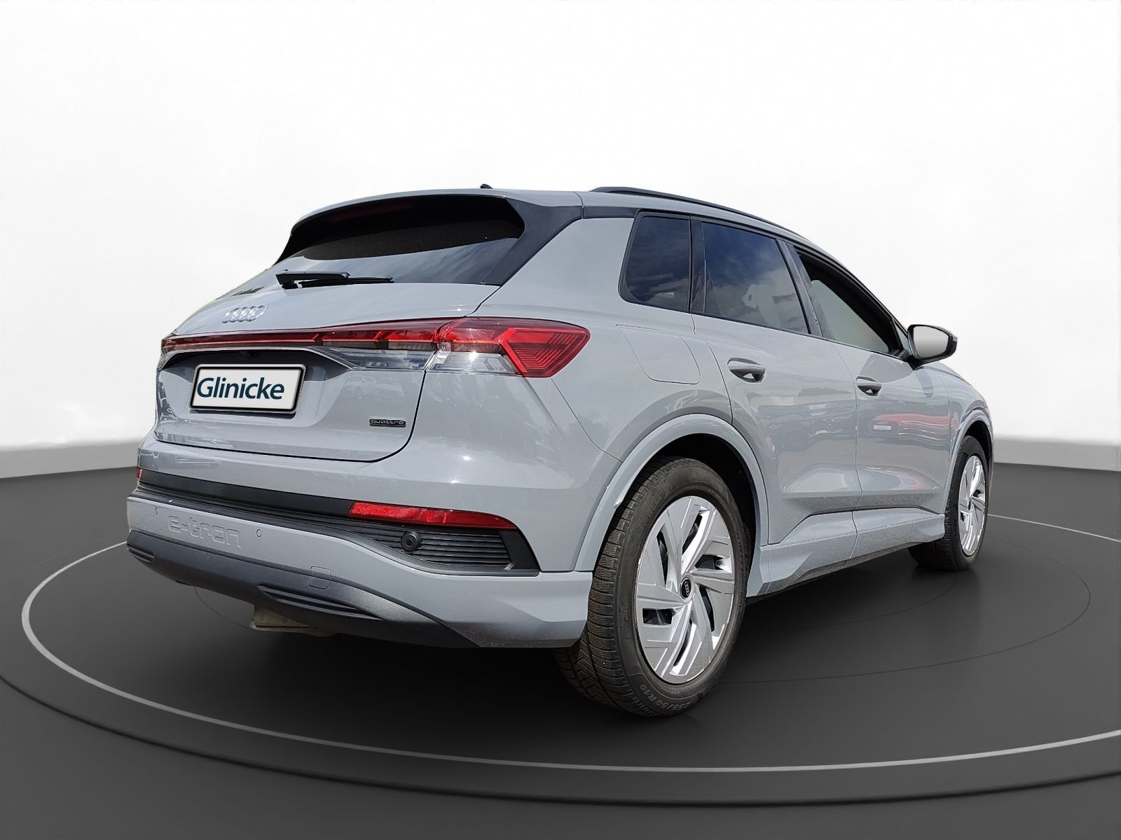 Audi - Q4 e-tron_12