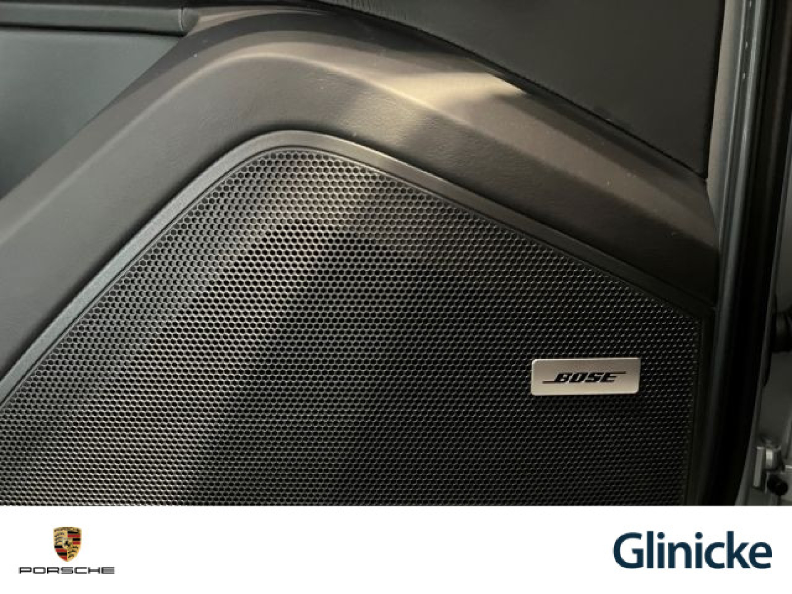 Porsche - Cayenne_21