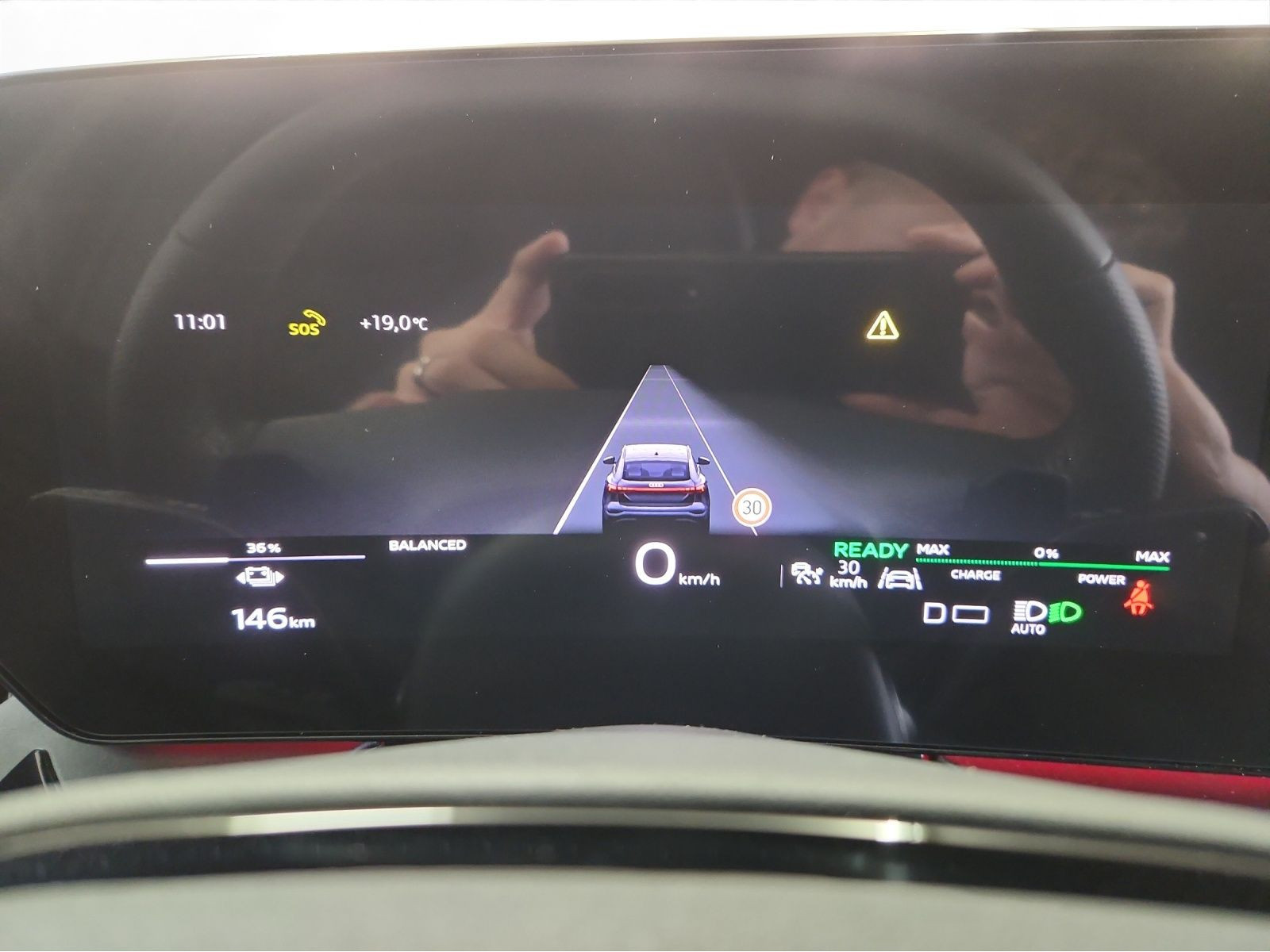Audi - Q6 Sportback e-tron_15