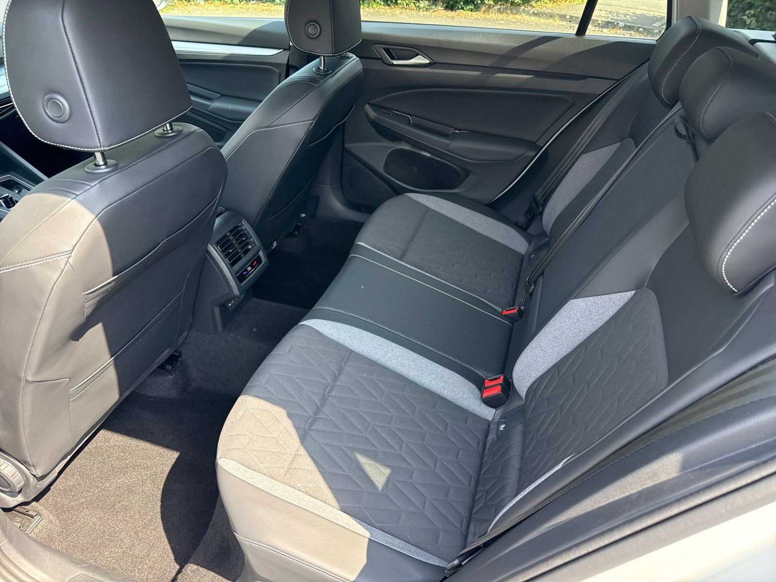 Volkswagen - Golf Variant_14