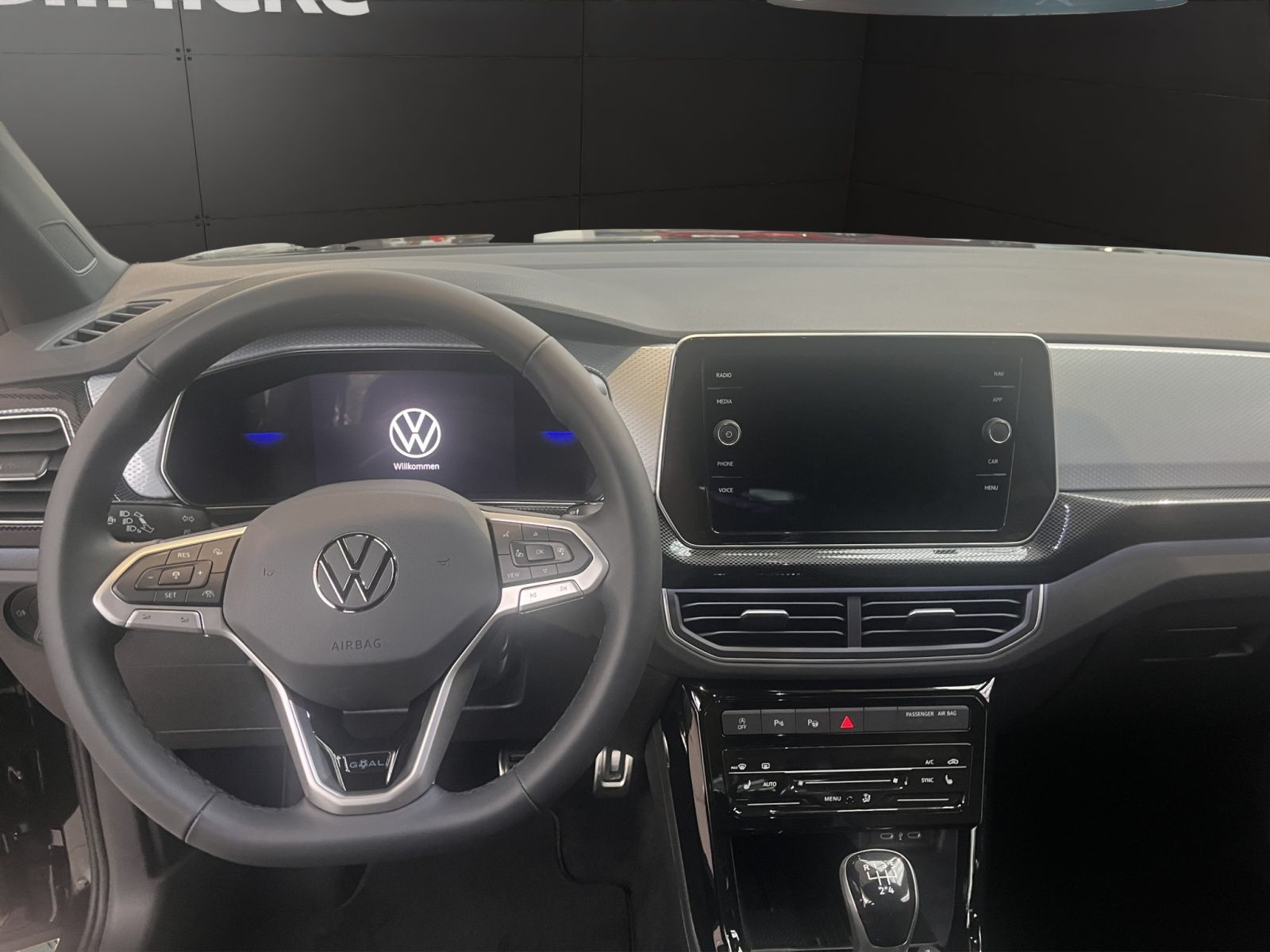 Volkswagen - T-Cross_9