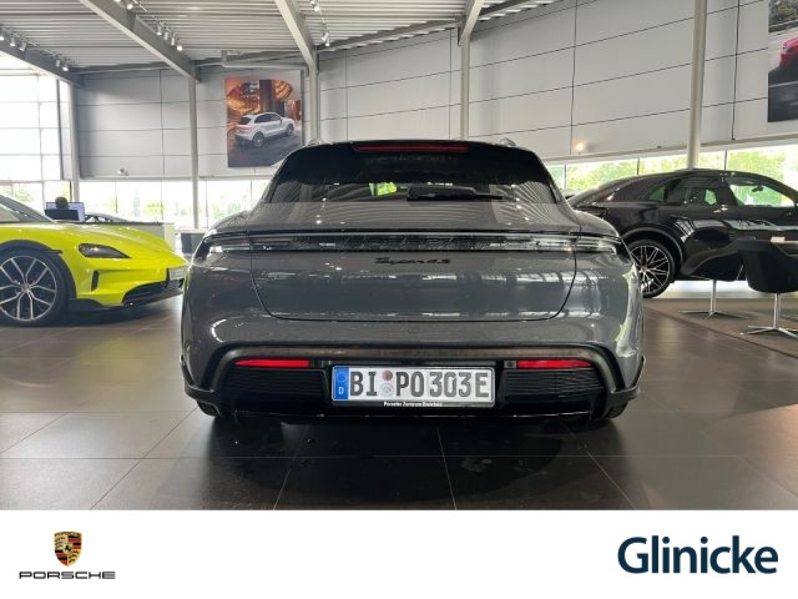 Porsche - Taycan_5