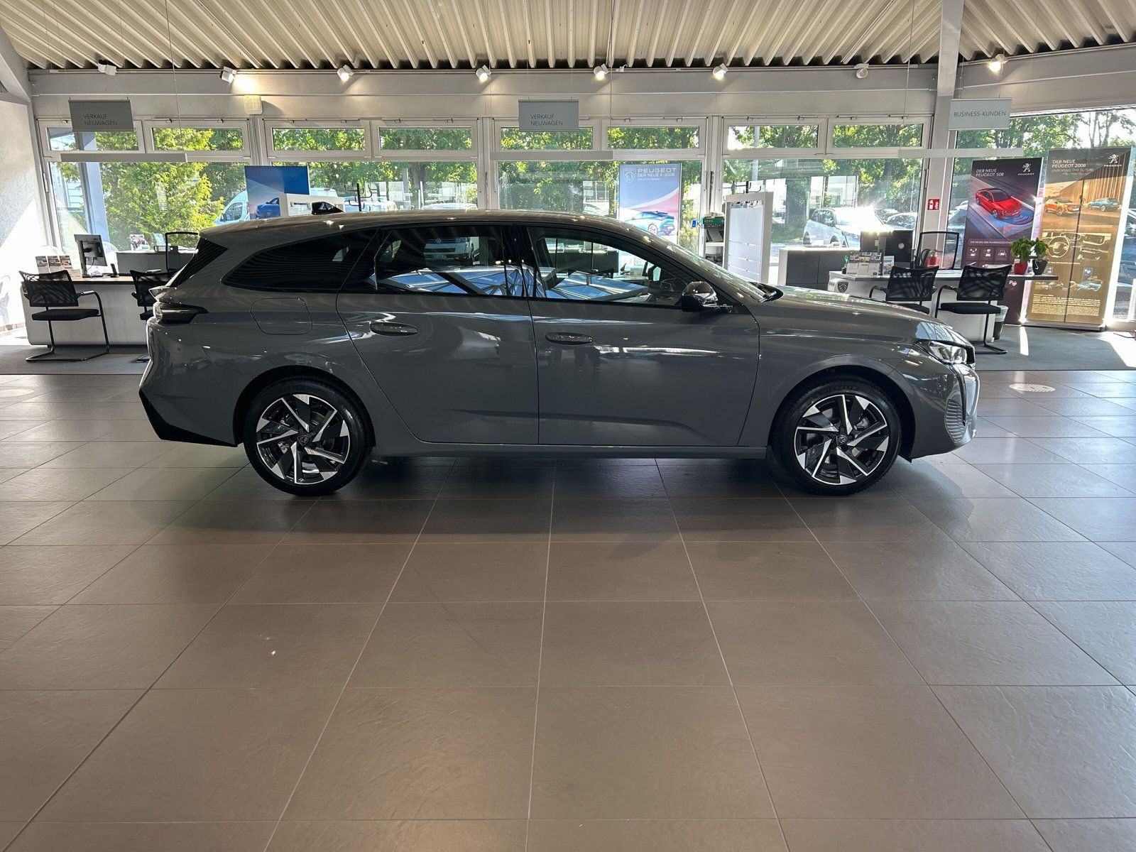 Peugeot - 308_5