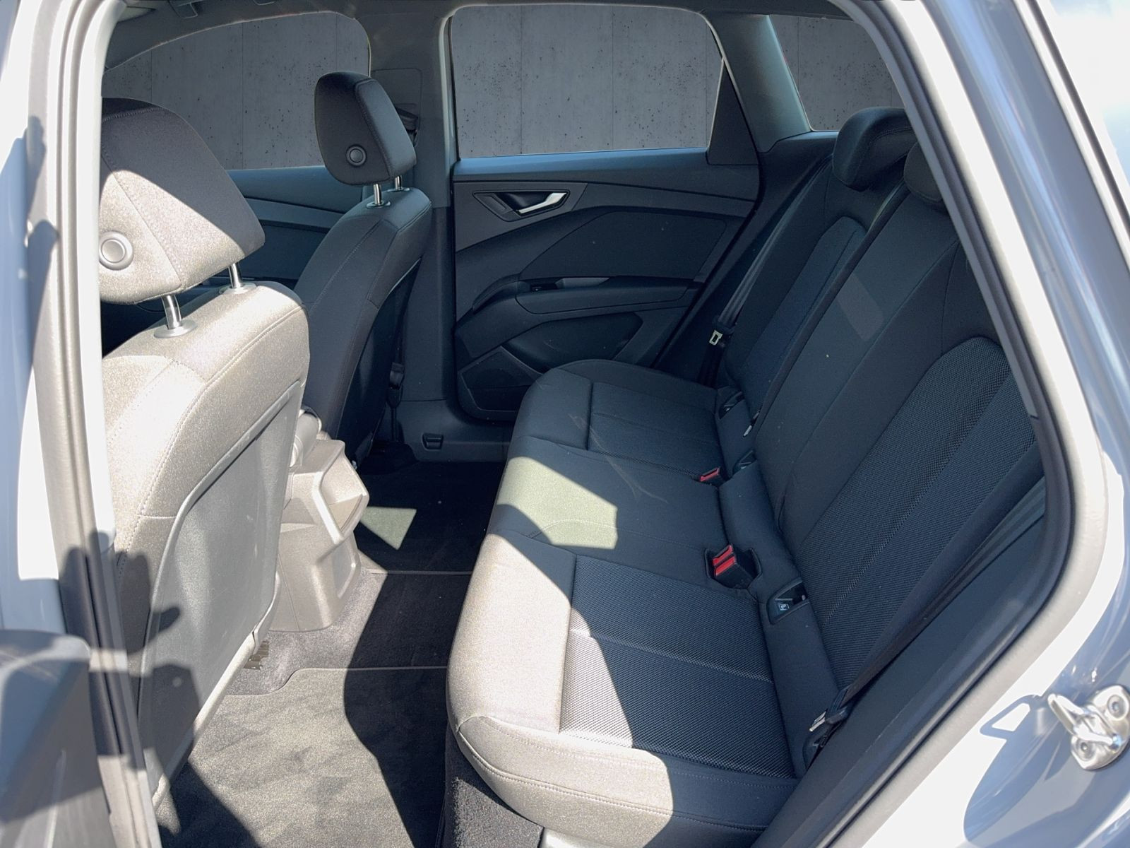 Audi - Q4 e-tron_12 Audi - Q4 e-tron_12