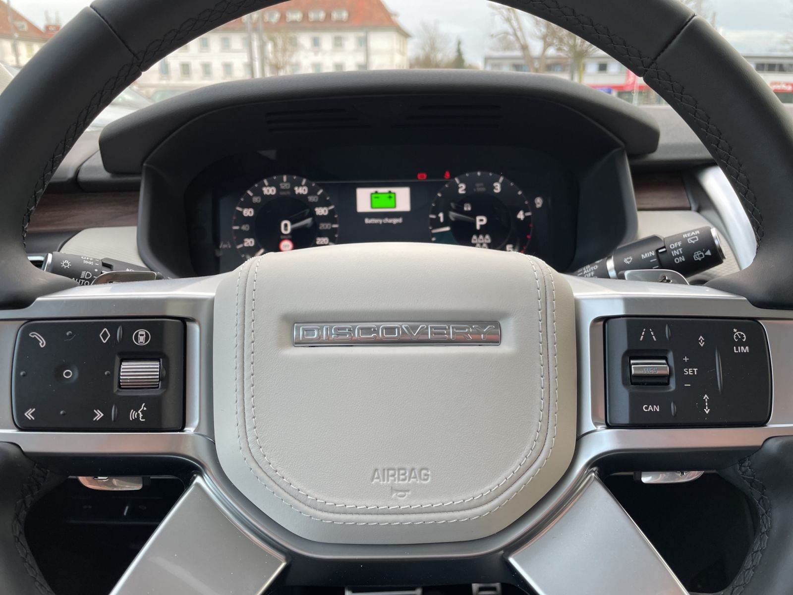 Land Rover - Discovery_13