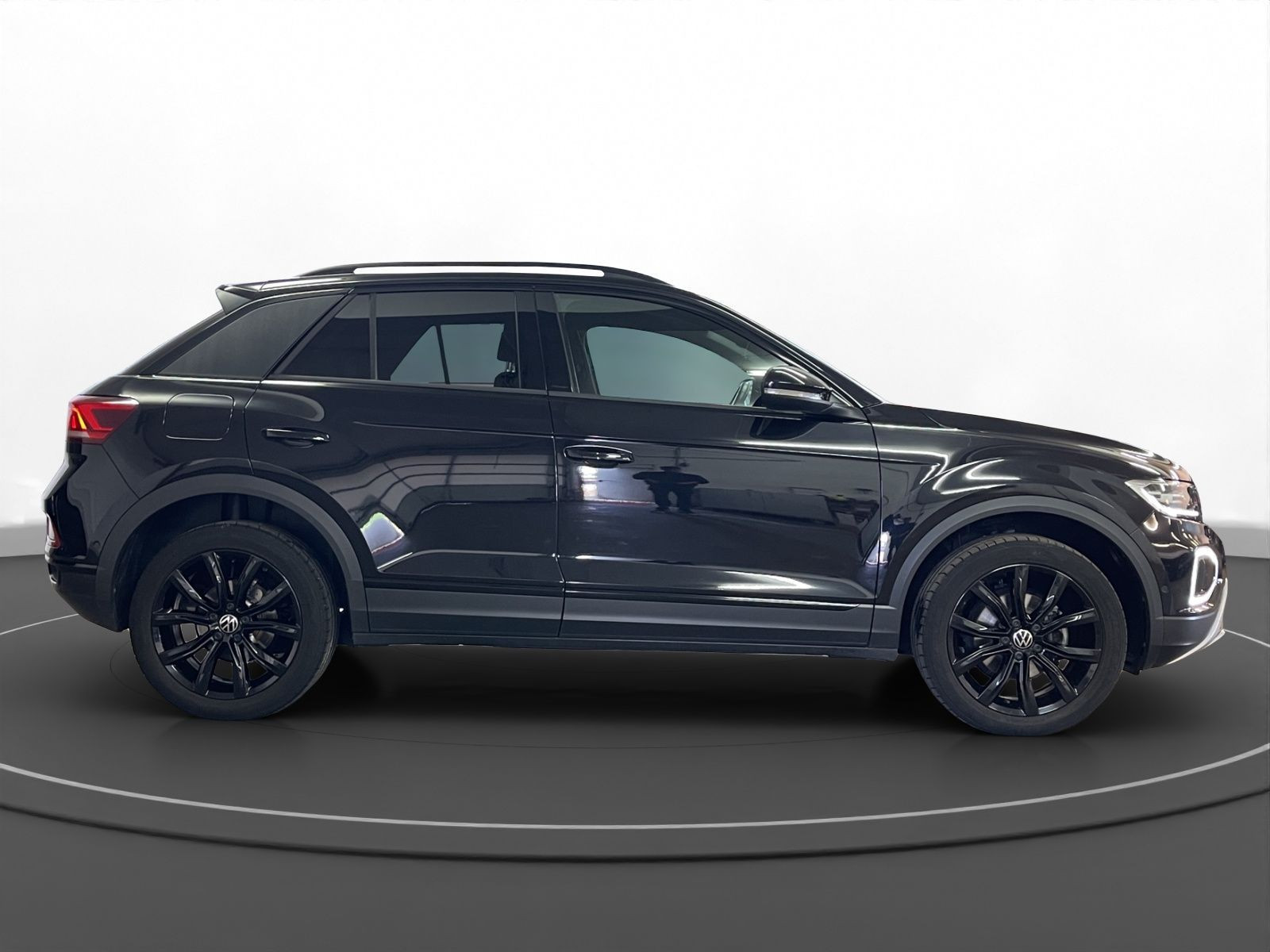 Volkswagen - T-Roc_7