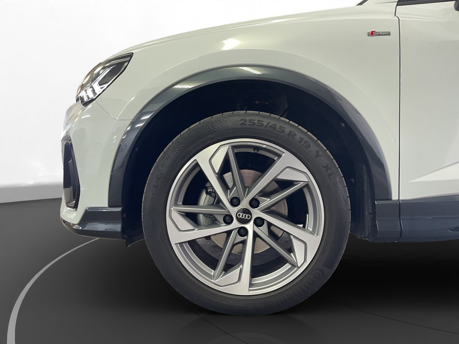 Audi - Q3 Sportback_13