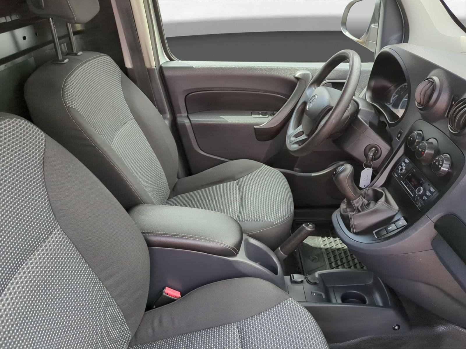 Mercedes-Benz - Citan_10
