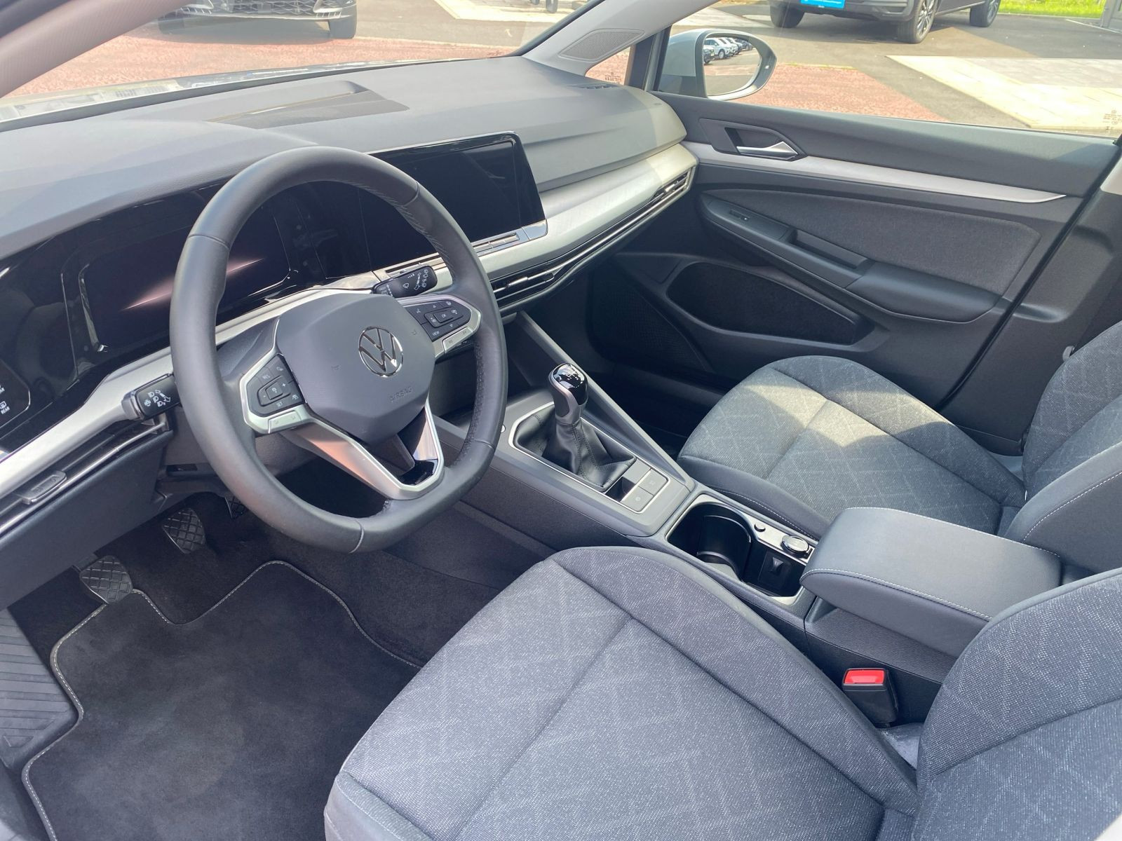 Volkswagen - Golf Variant_11