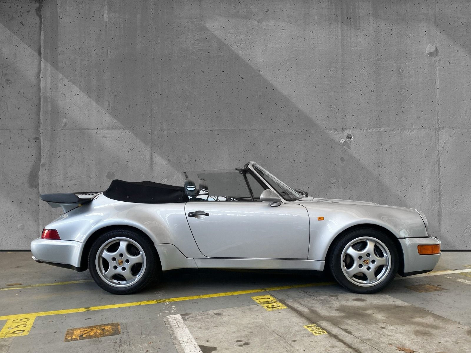 Porsche - 964_3