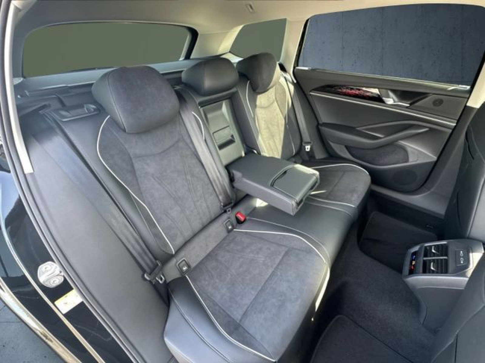 Volkswagen - Passat_20