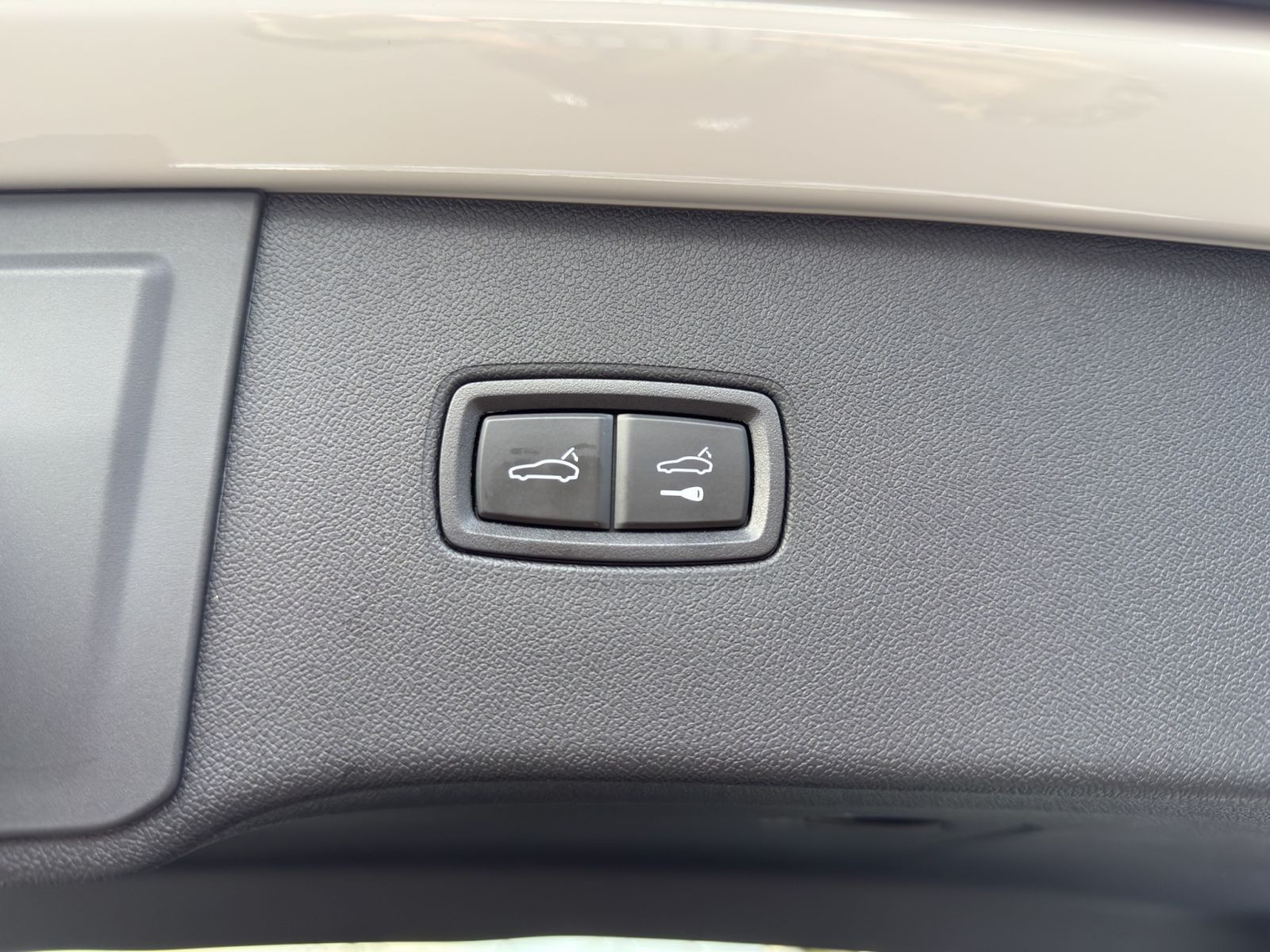 Porsche - Cayenne_13