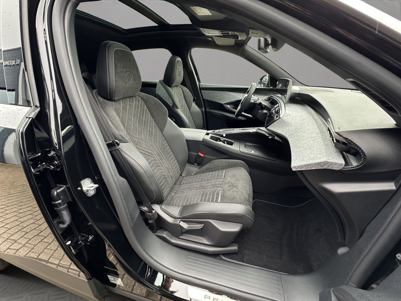Peugeot - 3008_18