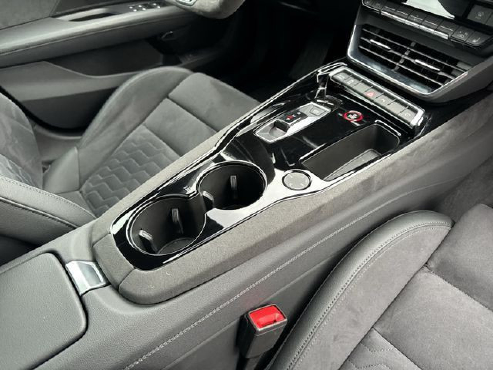 Audi - e-tron GT quattro_20