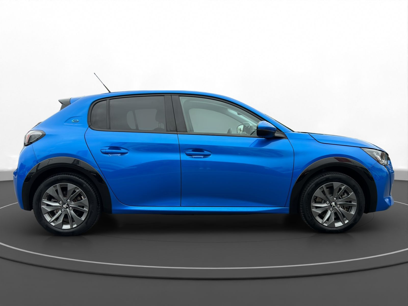 Peugeot - 208_6