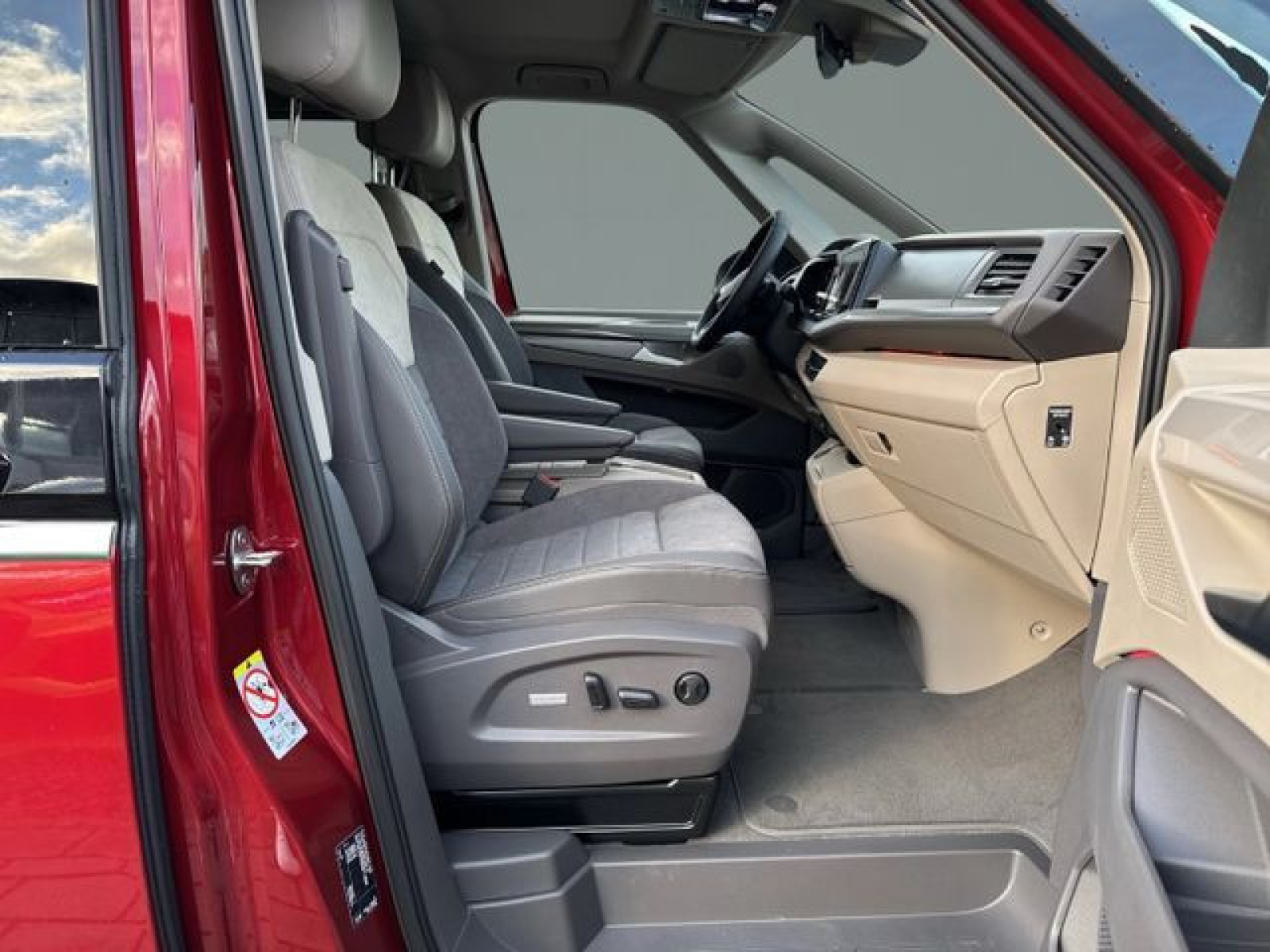 Volkswagen - Multivan_14