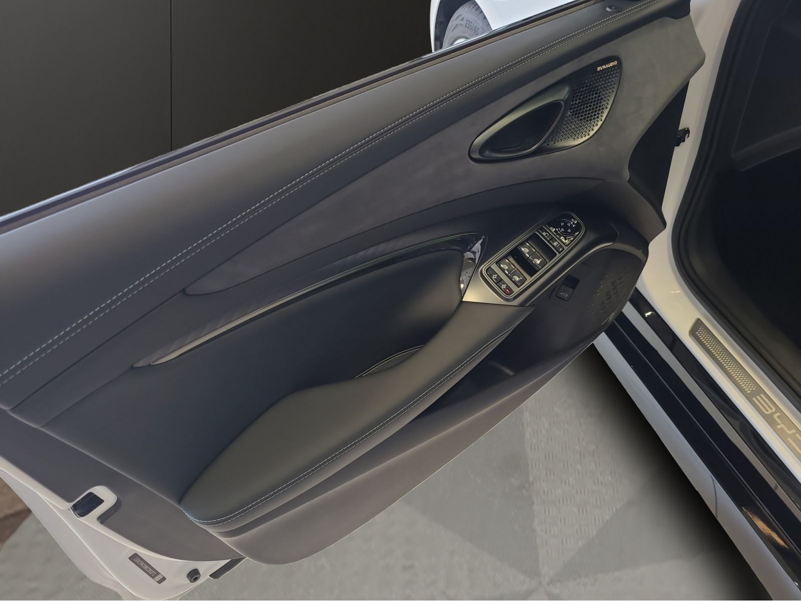 BYD - SEAL_12