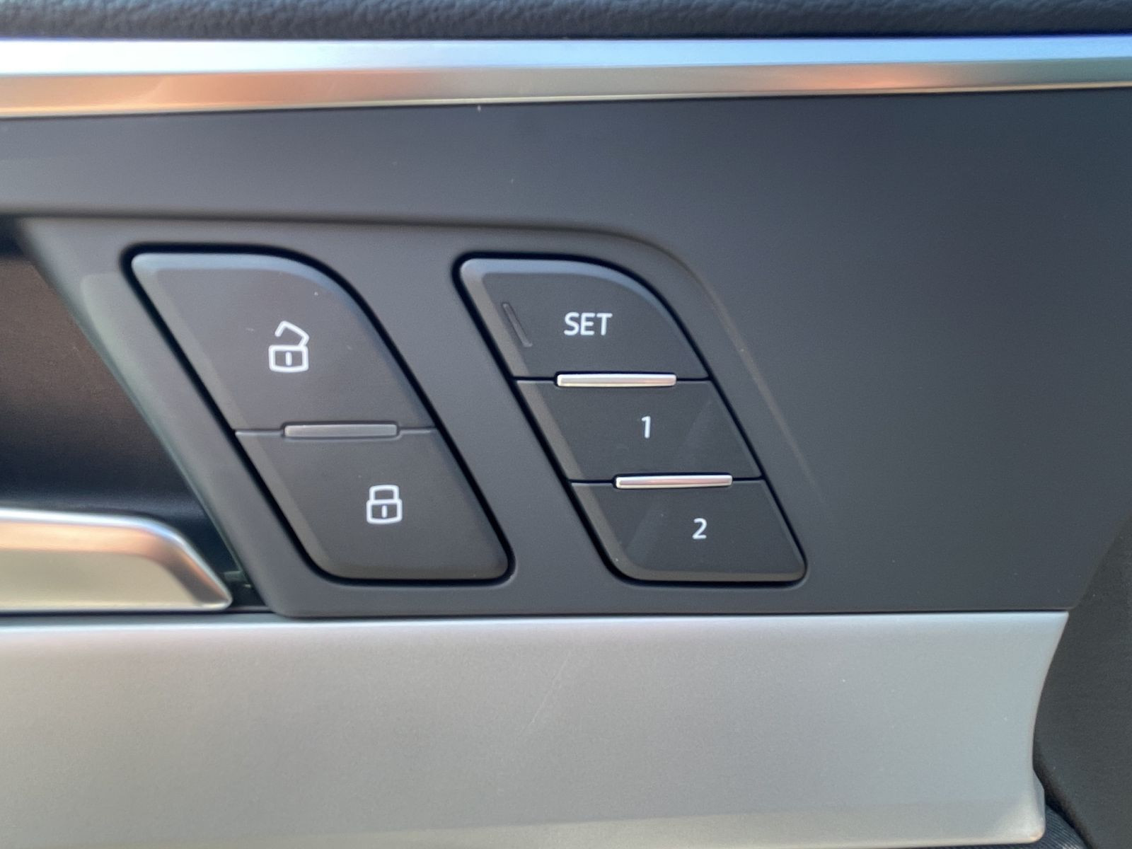 Audi - A4 Limousine_22