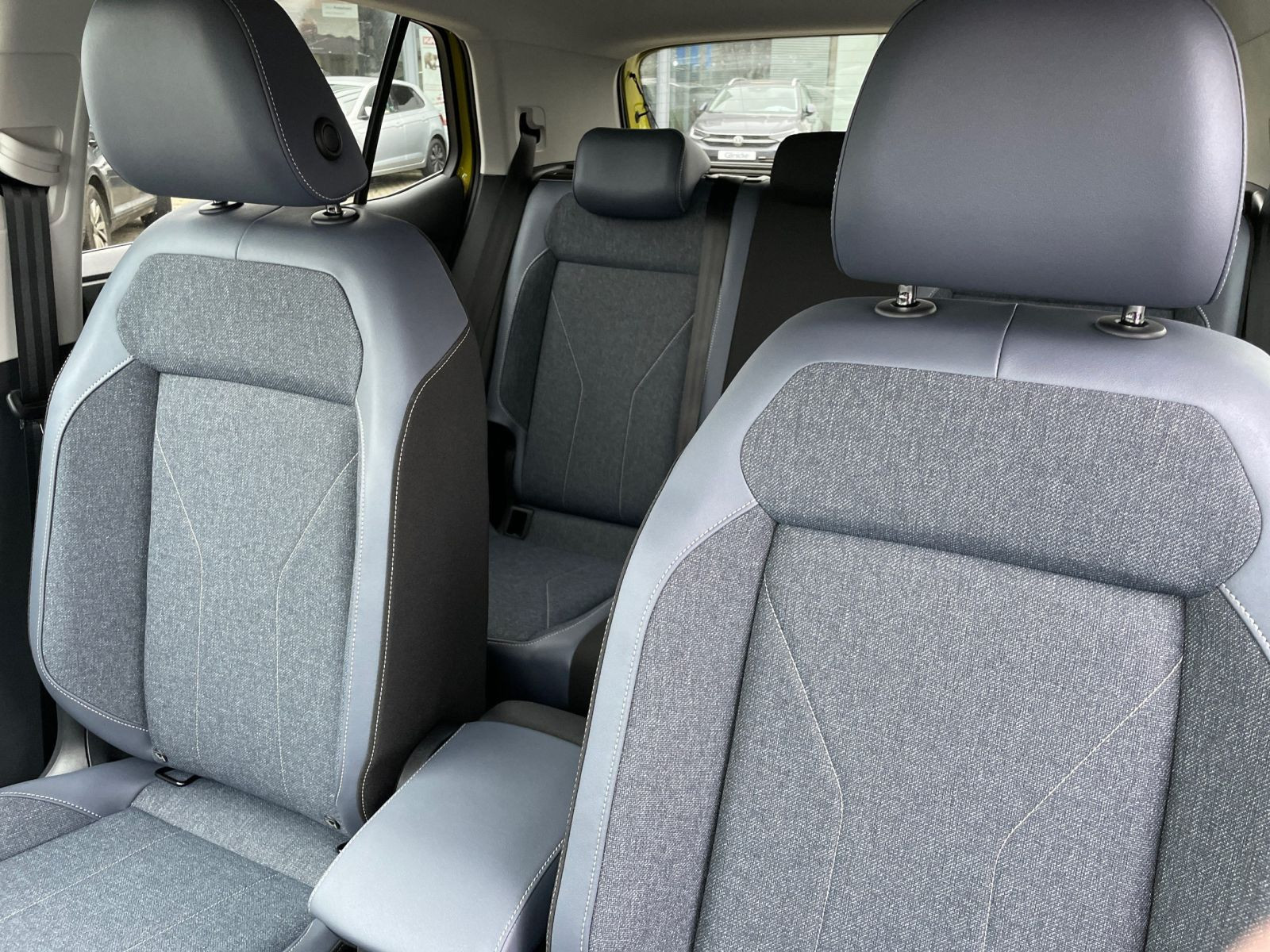 Volkswagen - T-Cross_9