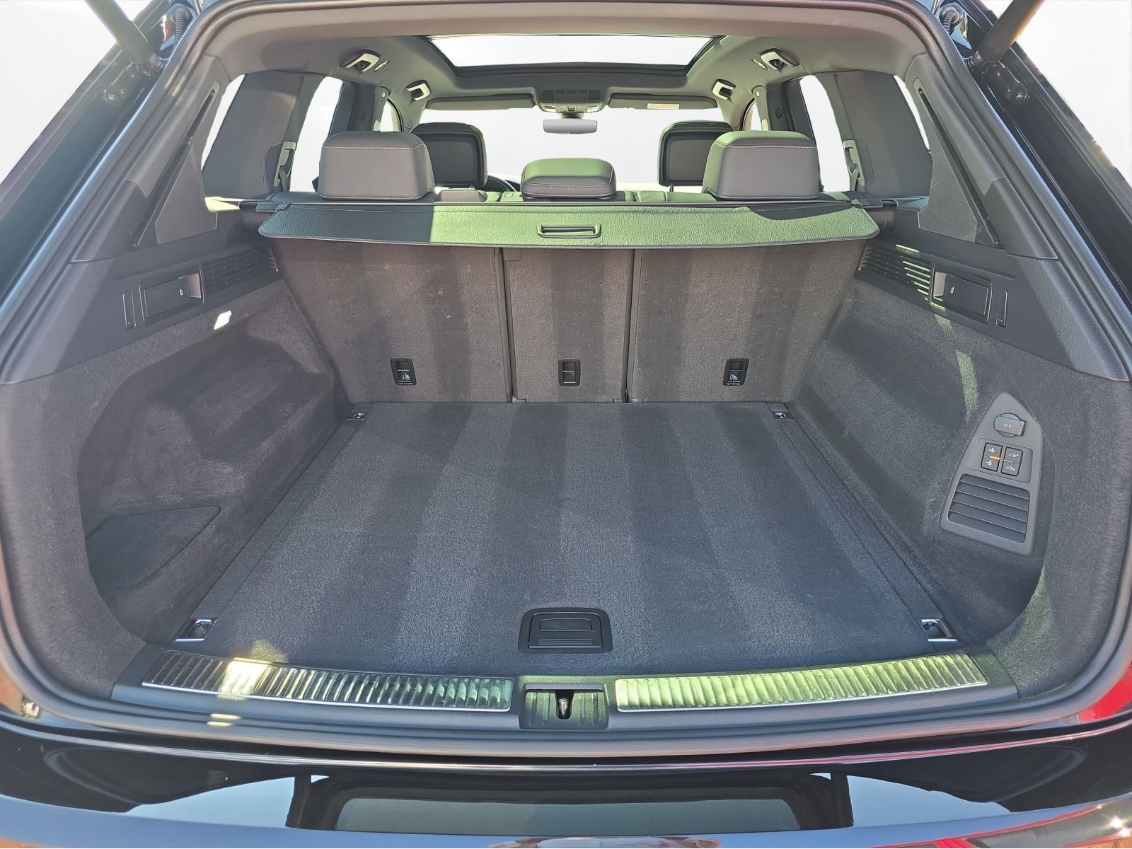Volkswagen - Touareg_8 Volkswagen - Touareg_8