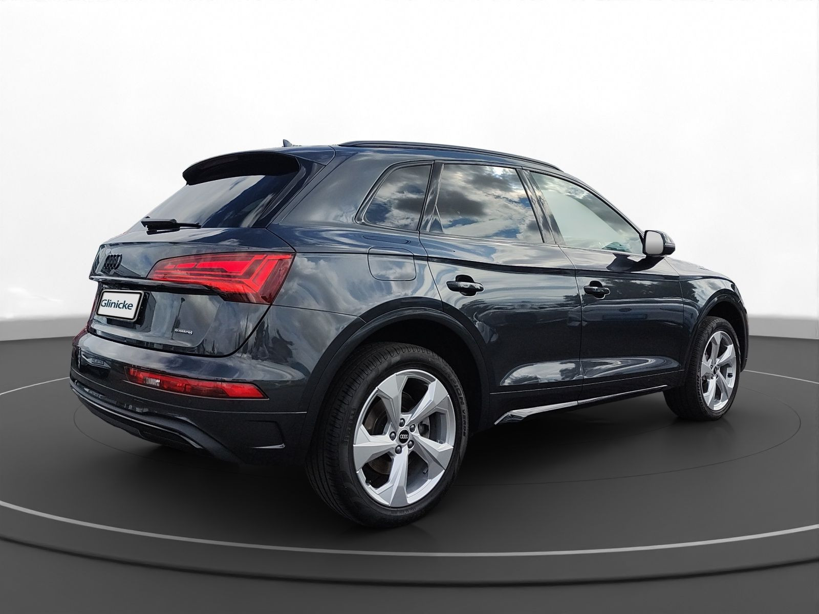 Audi - Q5_11