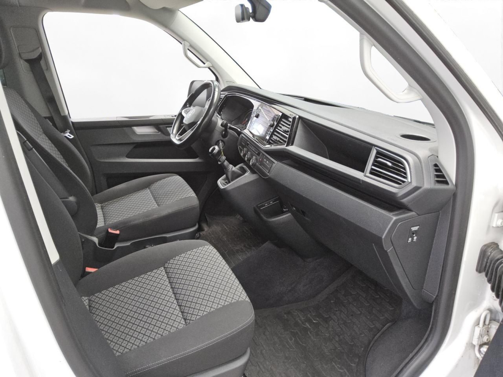 Volkswagen - T6.1 Multivan_4
