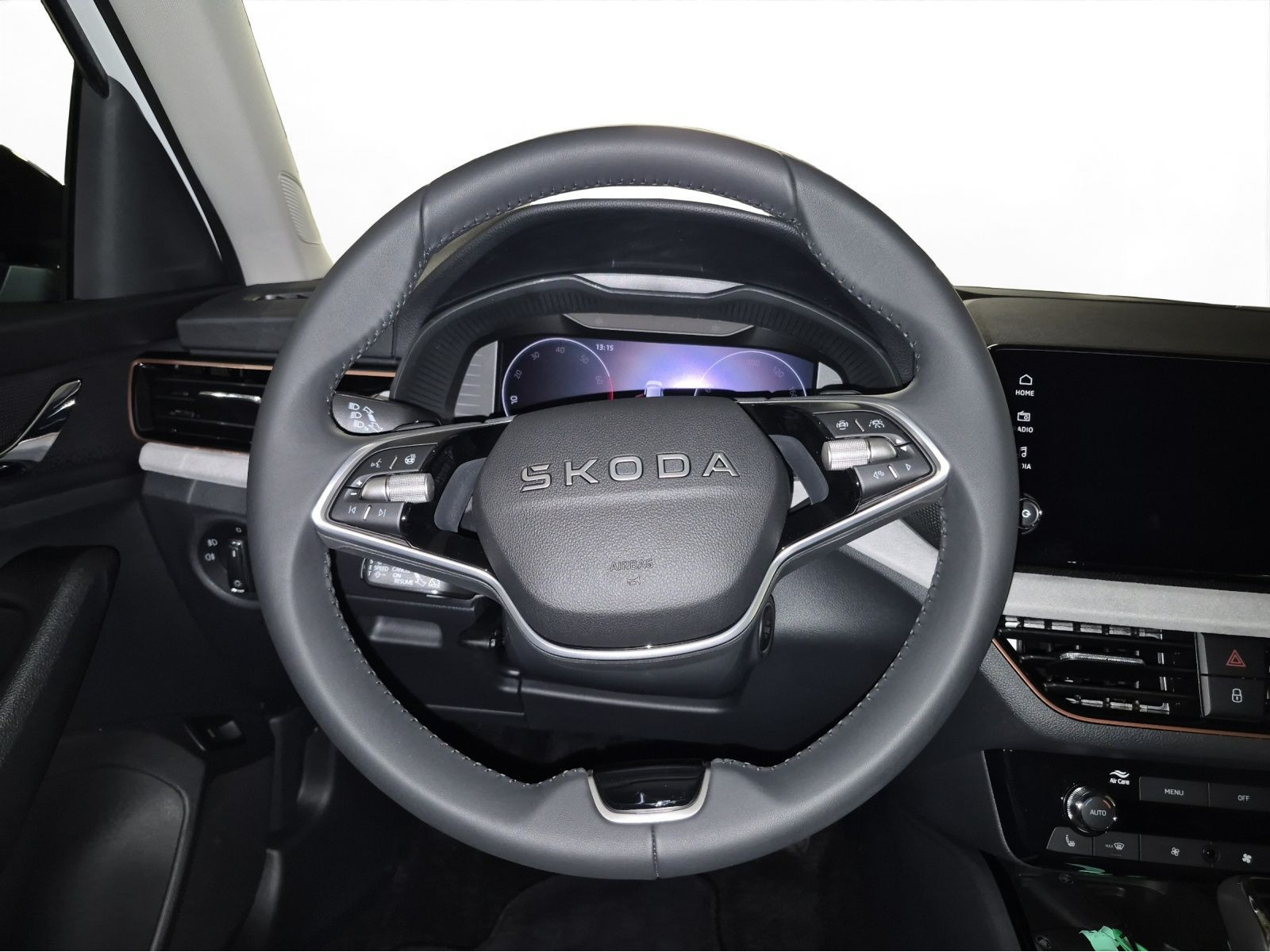 Škoda - Scala_12