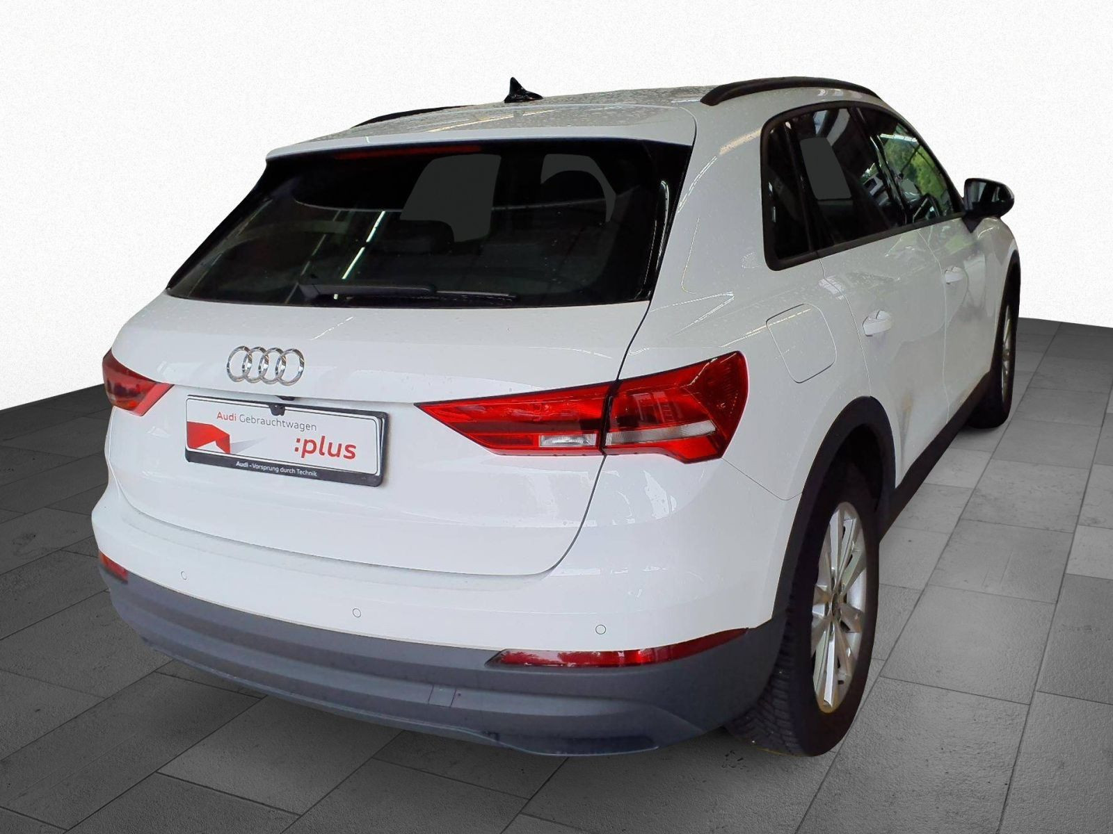 Audi - Q3_4