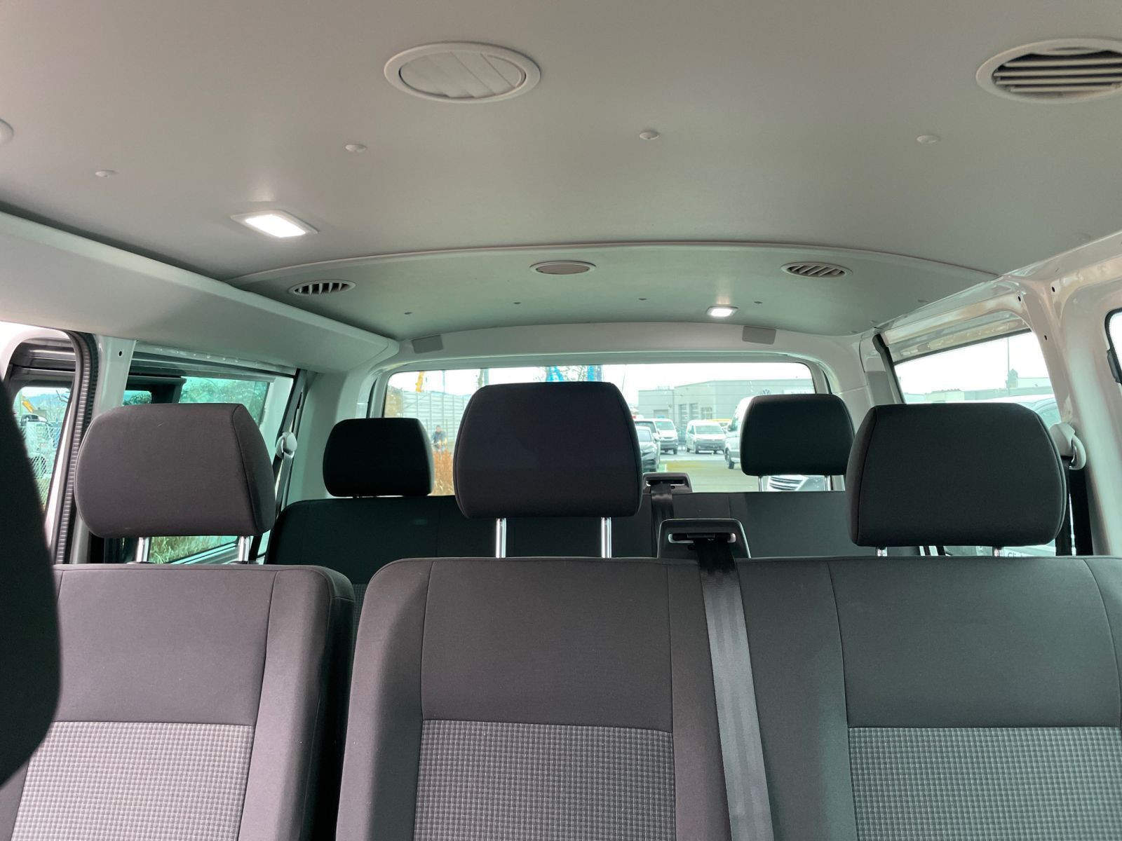 Volkswagen - T6.1 Kombi_16