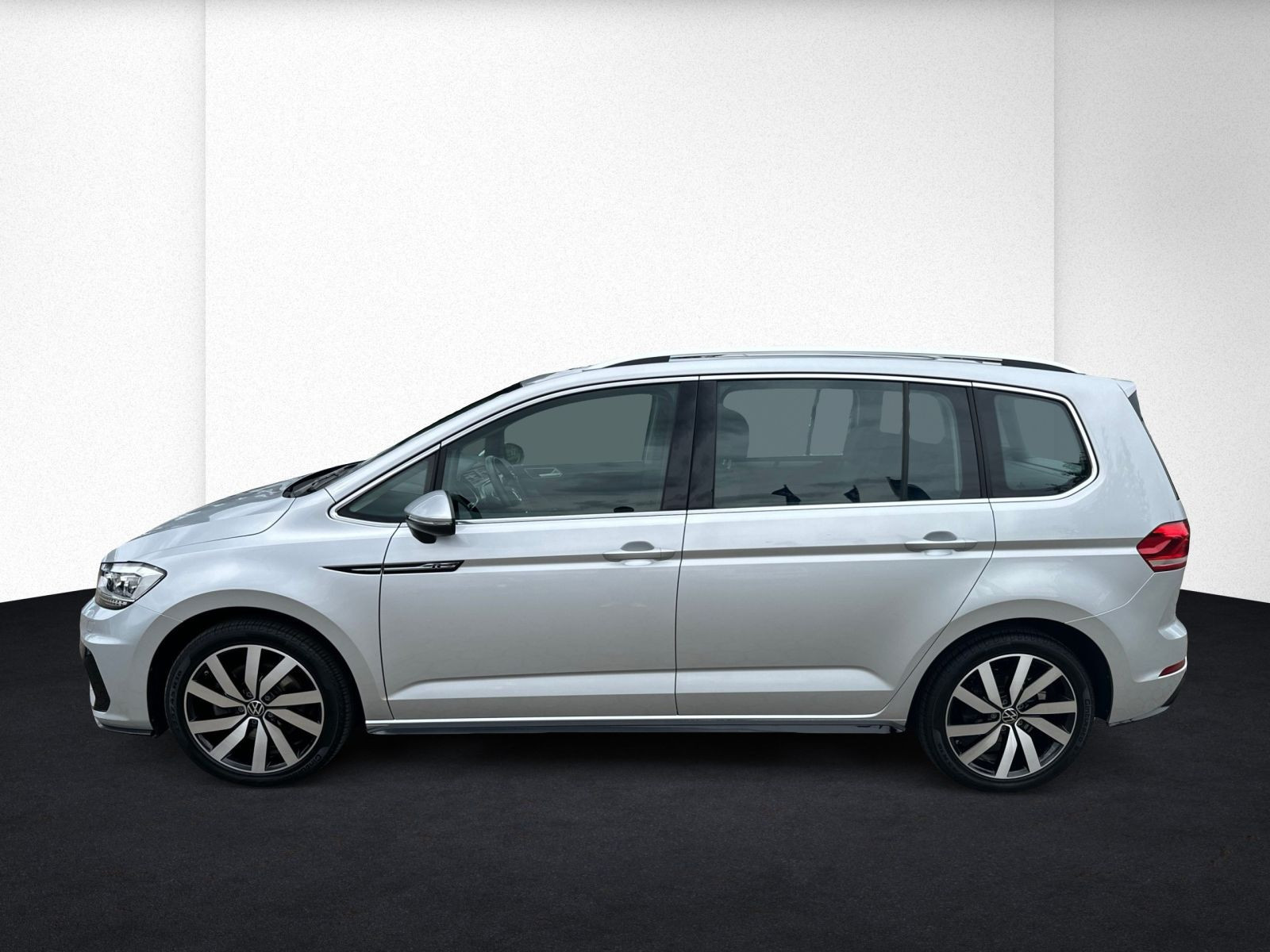 Volkswagen - Touran_7