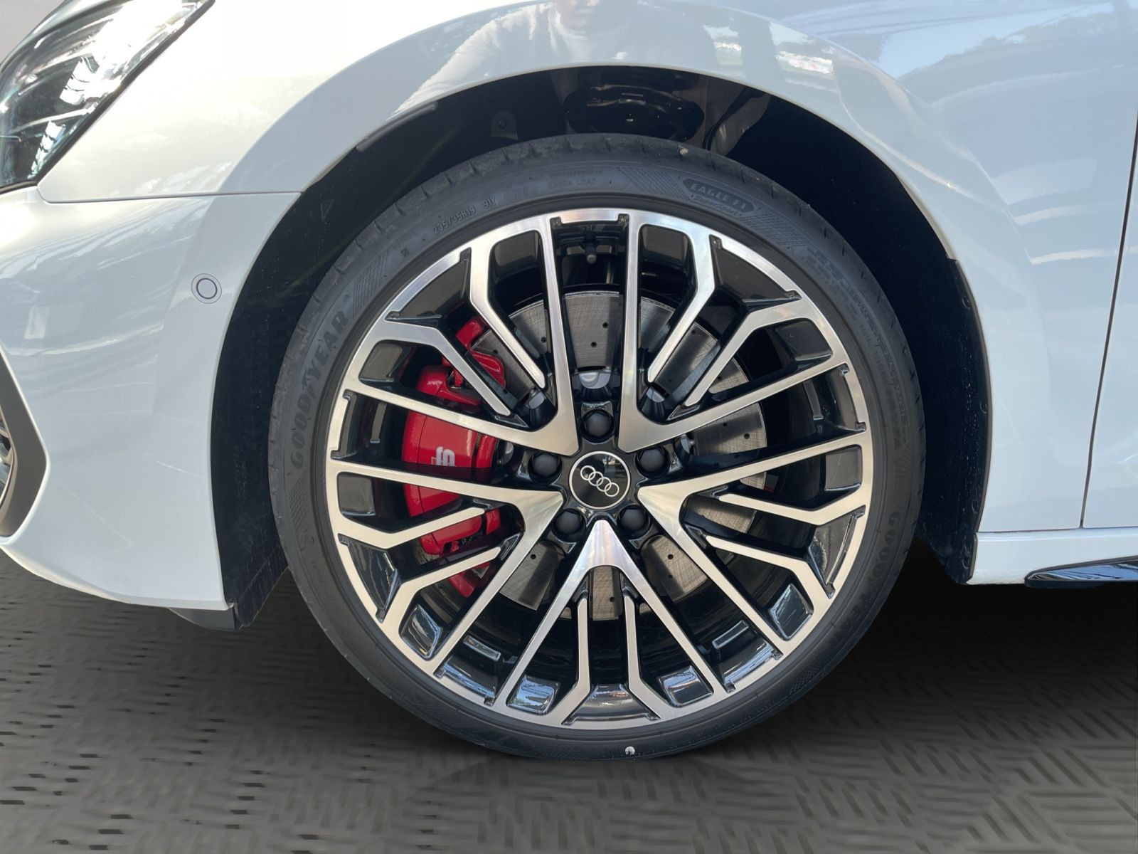 Audi - S3 Limousine_21