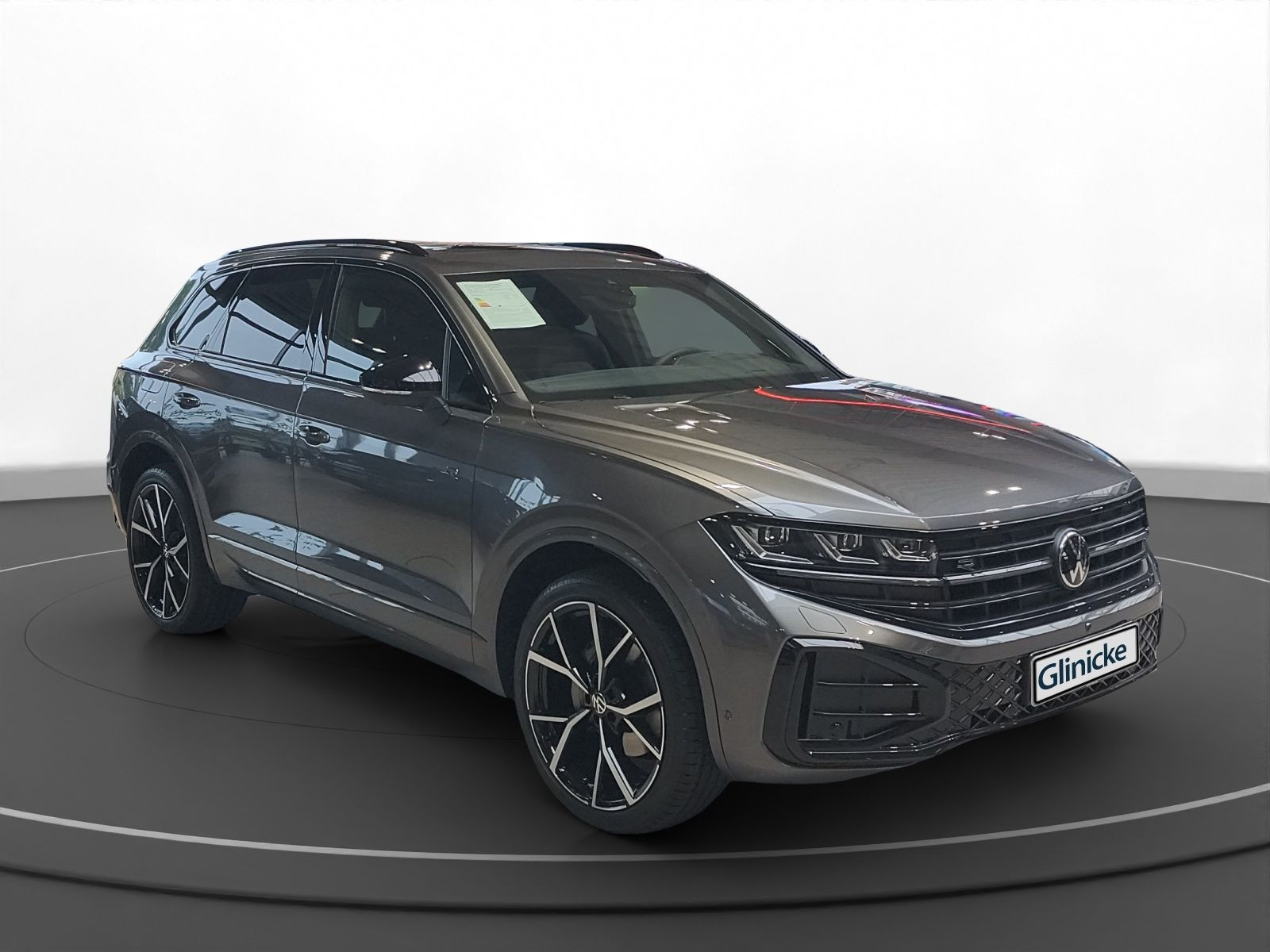 Volkswagen - Touareg_16