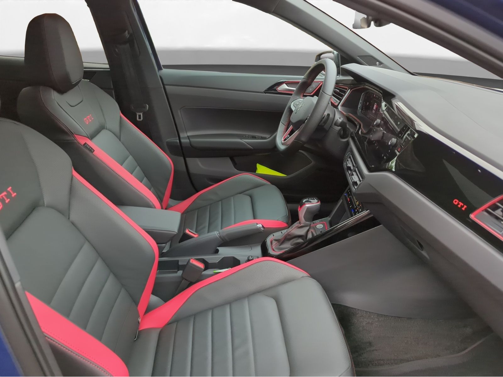 Volkswagen - Polo_12