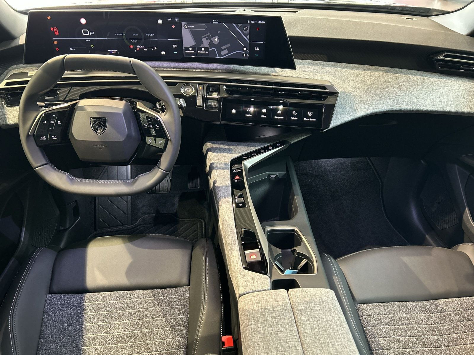 Peugeot - 5008_13