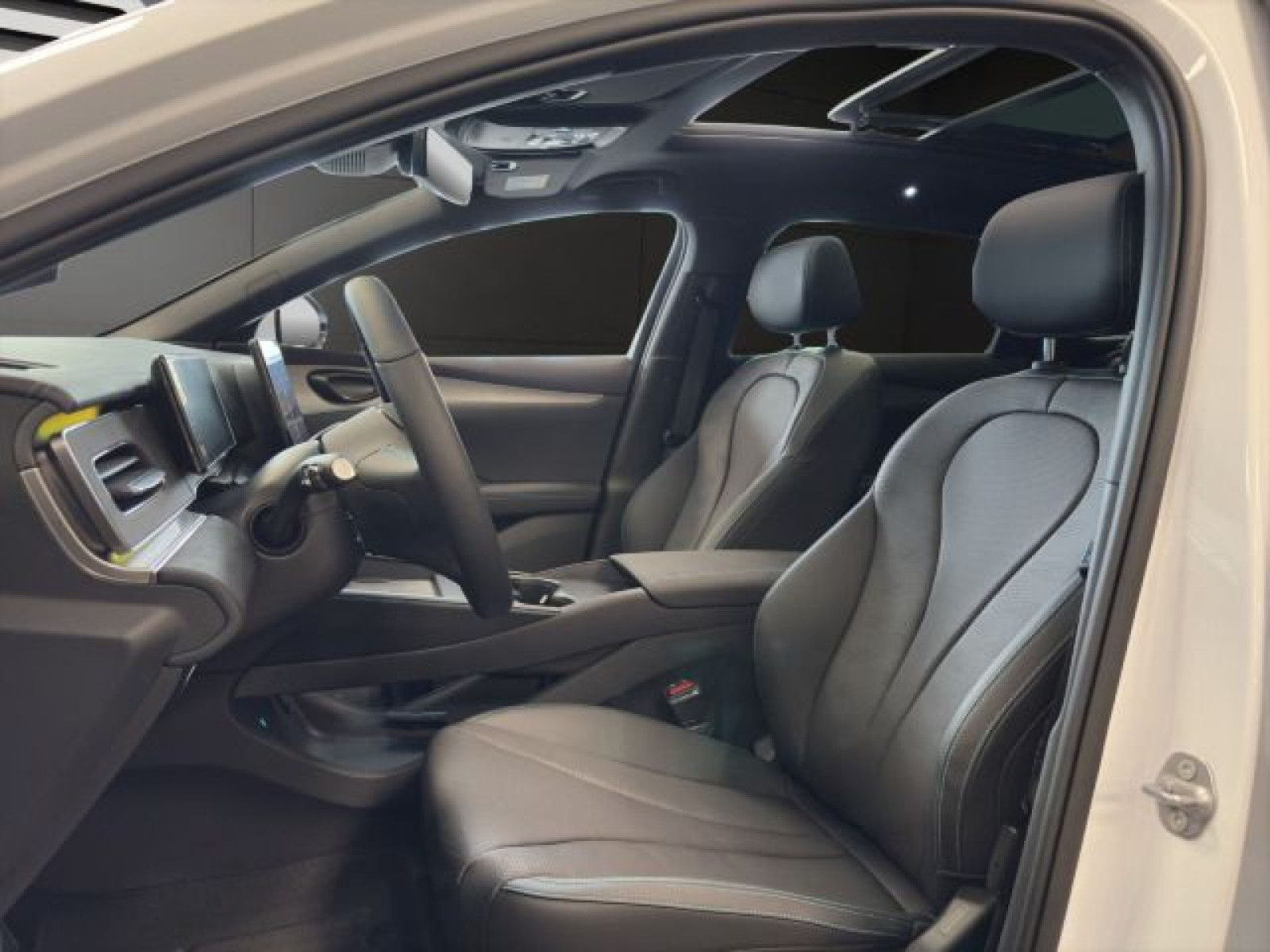 BYD - SEAL_8