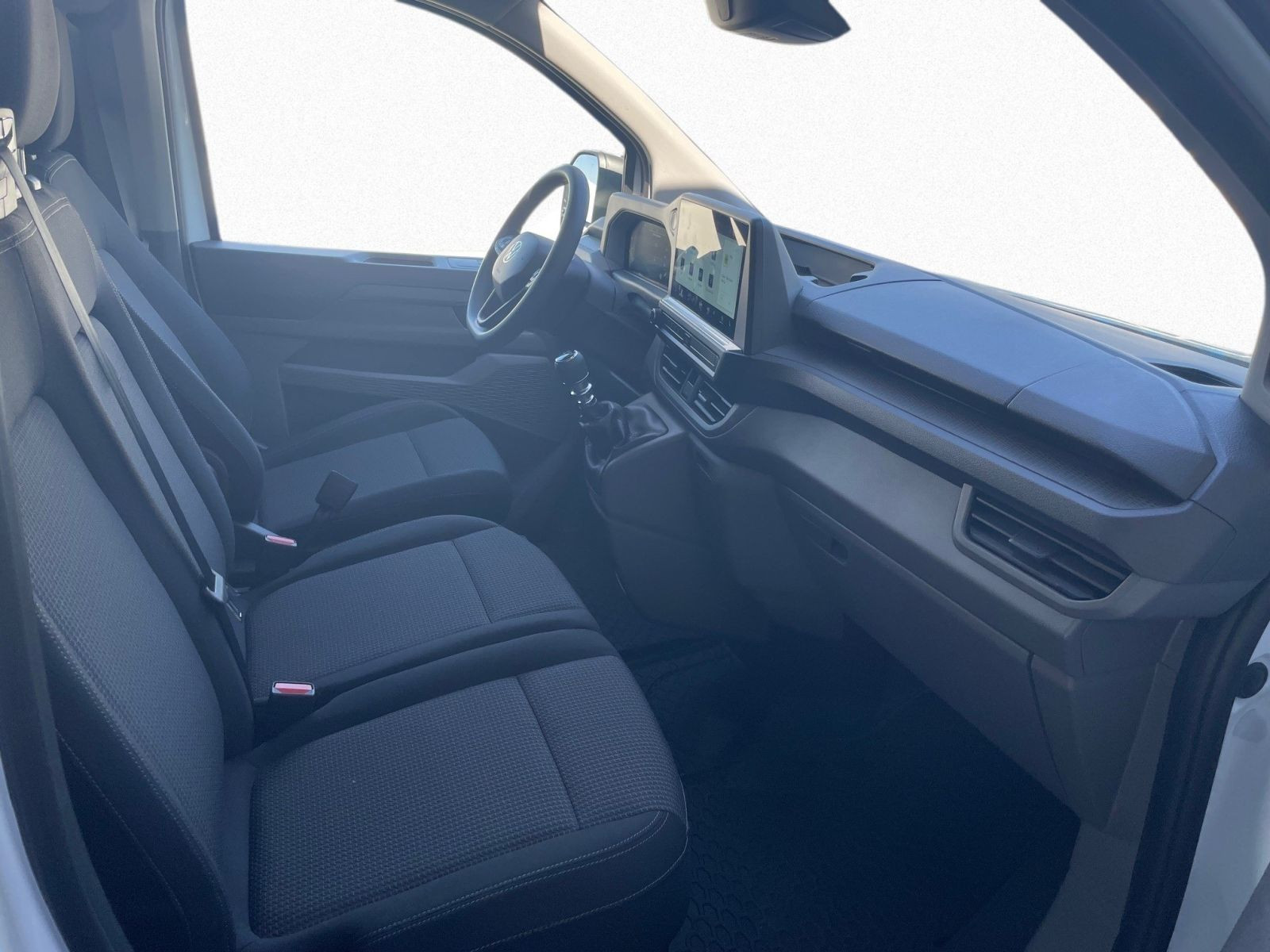 Volkswagen - T7 Transporter_8