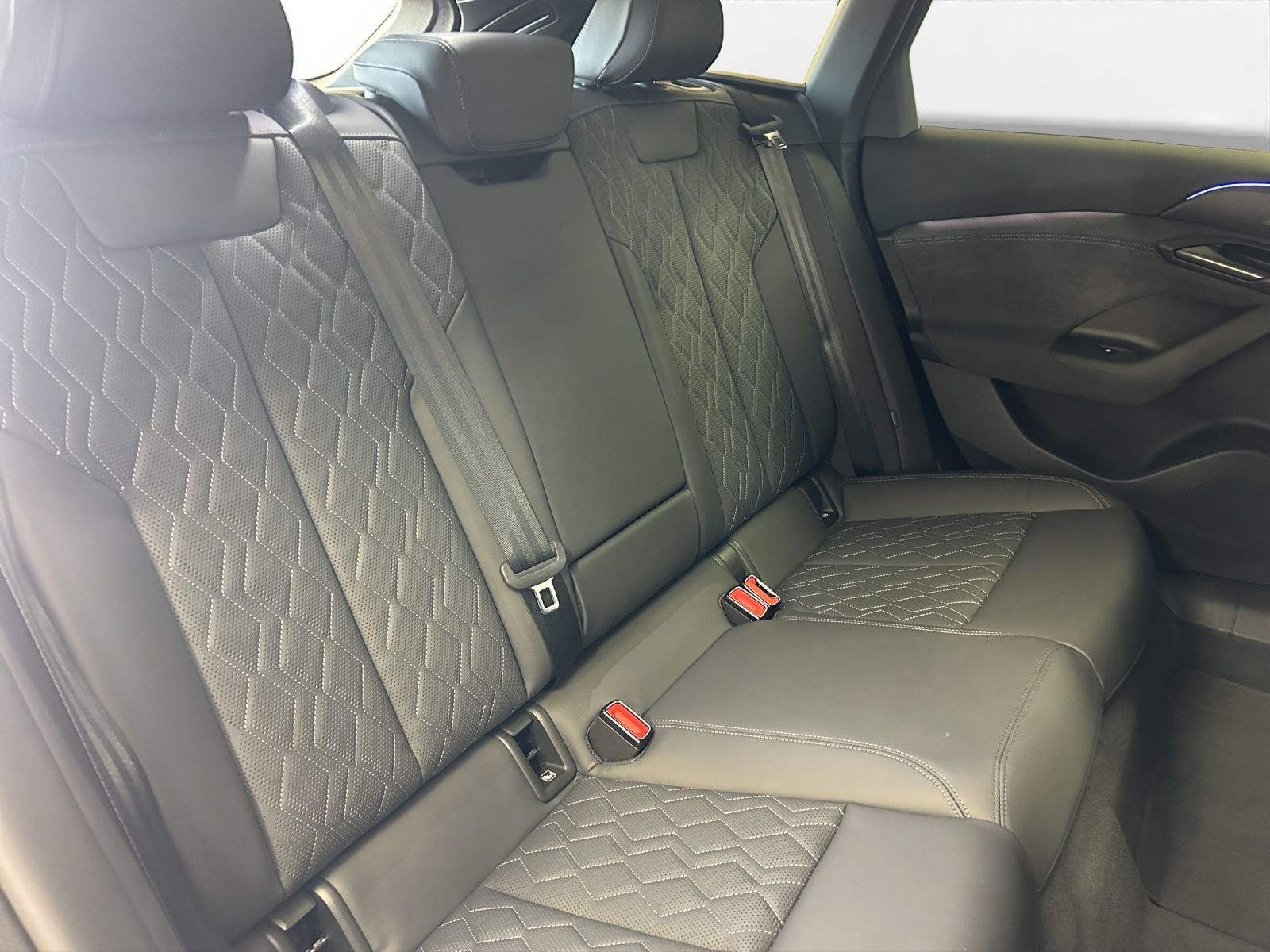 Audi - S6 Avant e-tron_19