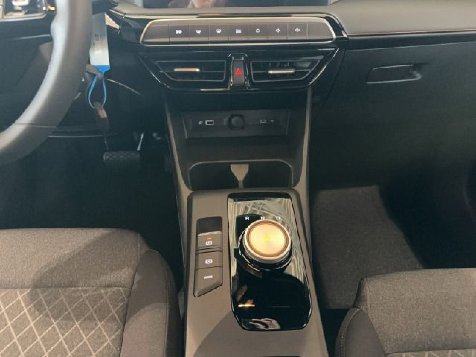 MG - MG3 Hybrid+_14