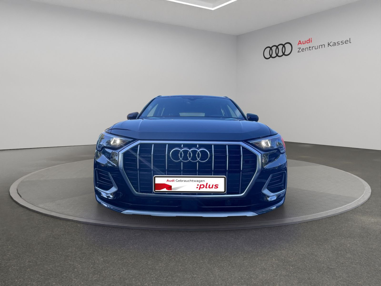 Audi - Q3_8