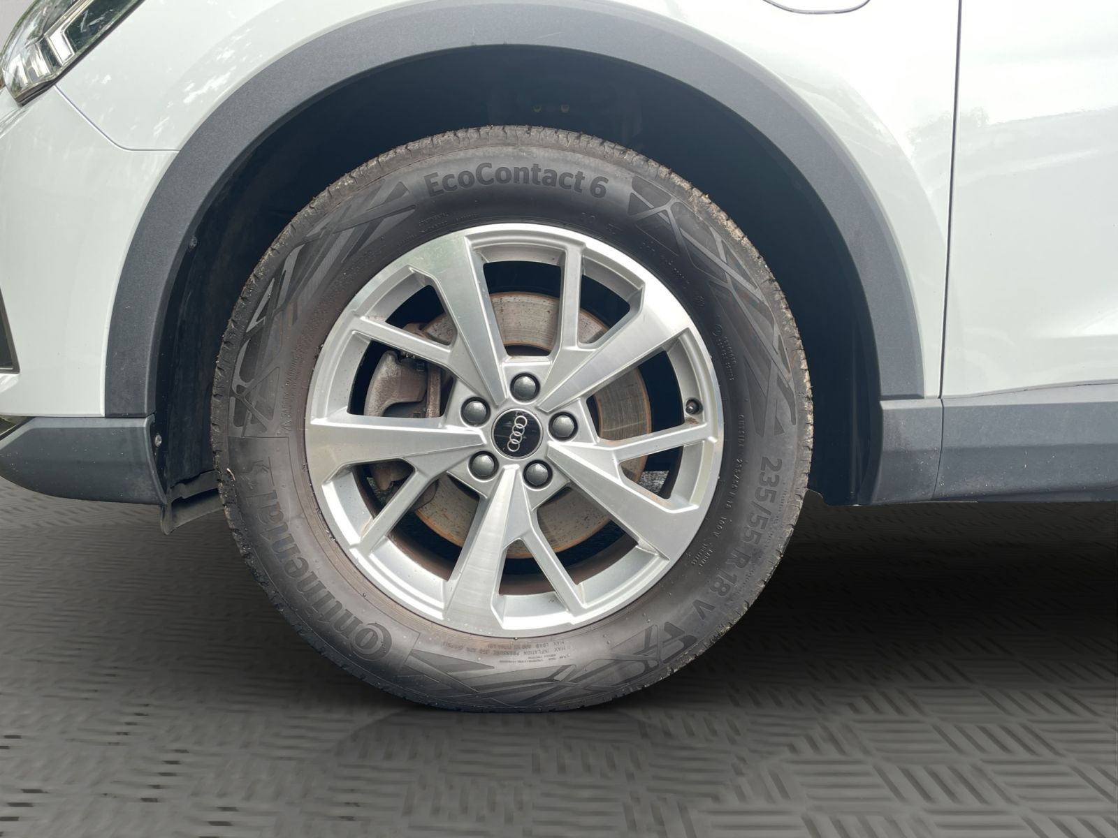 Audi - Q3_21