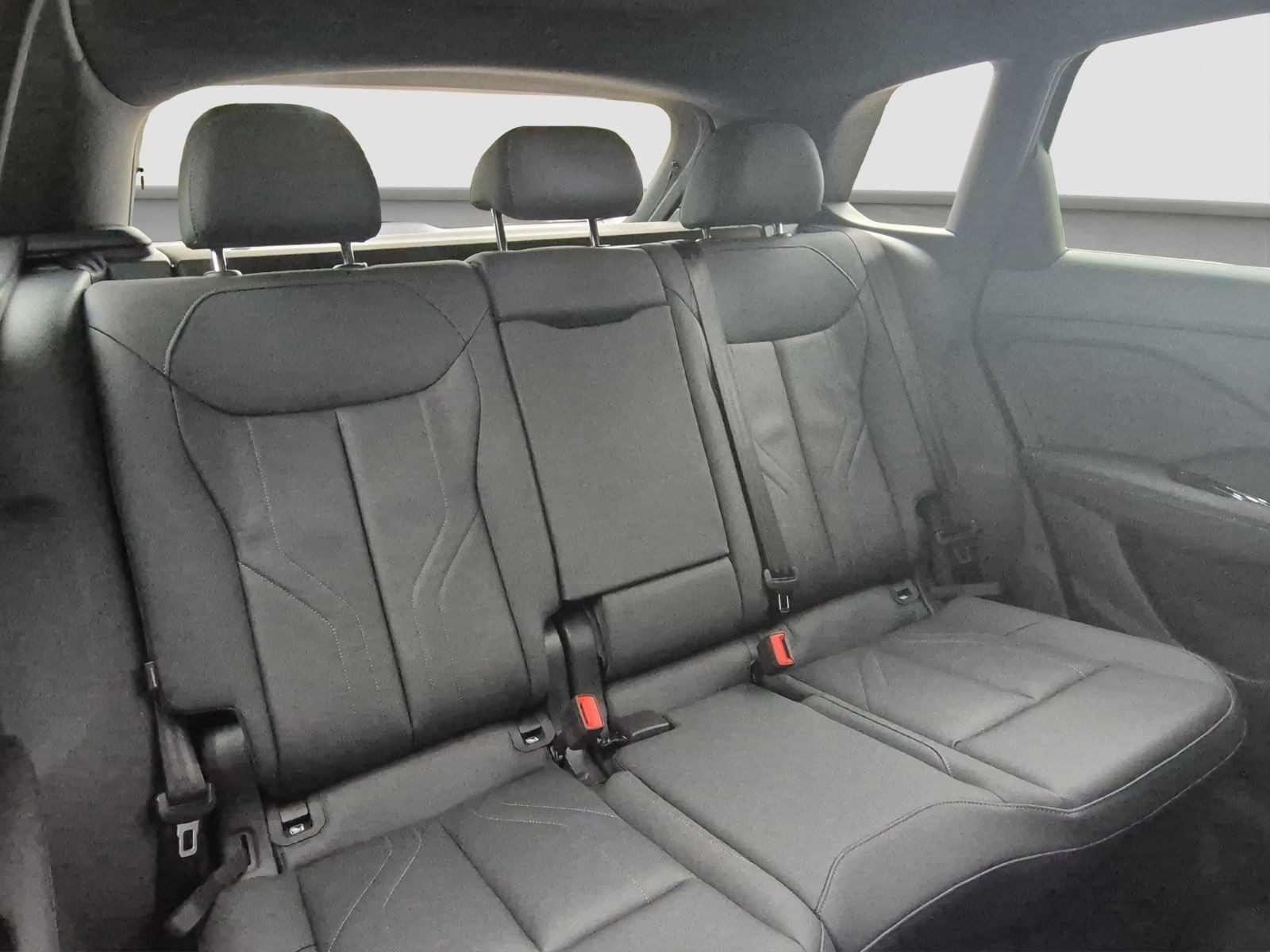 Audi - Q3_21 Audi - Q3_21
