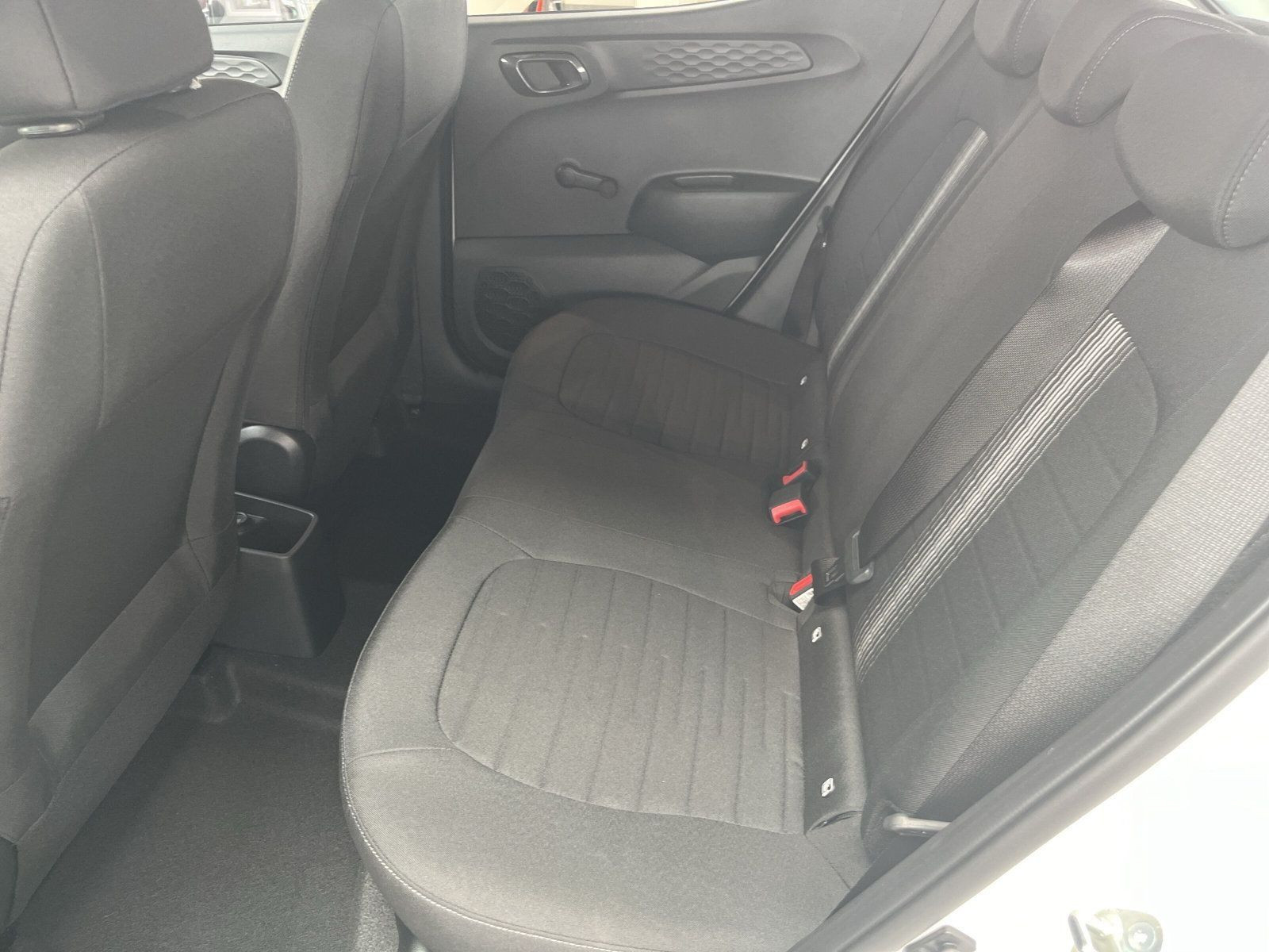 Hyundai - i10_7